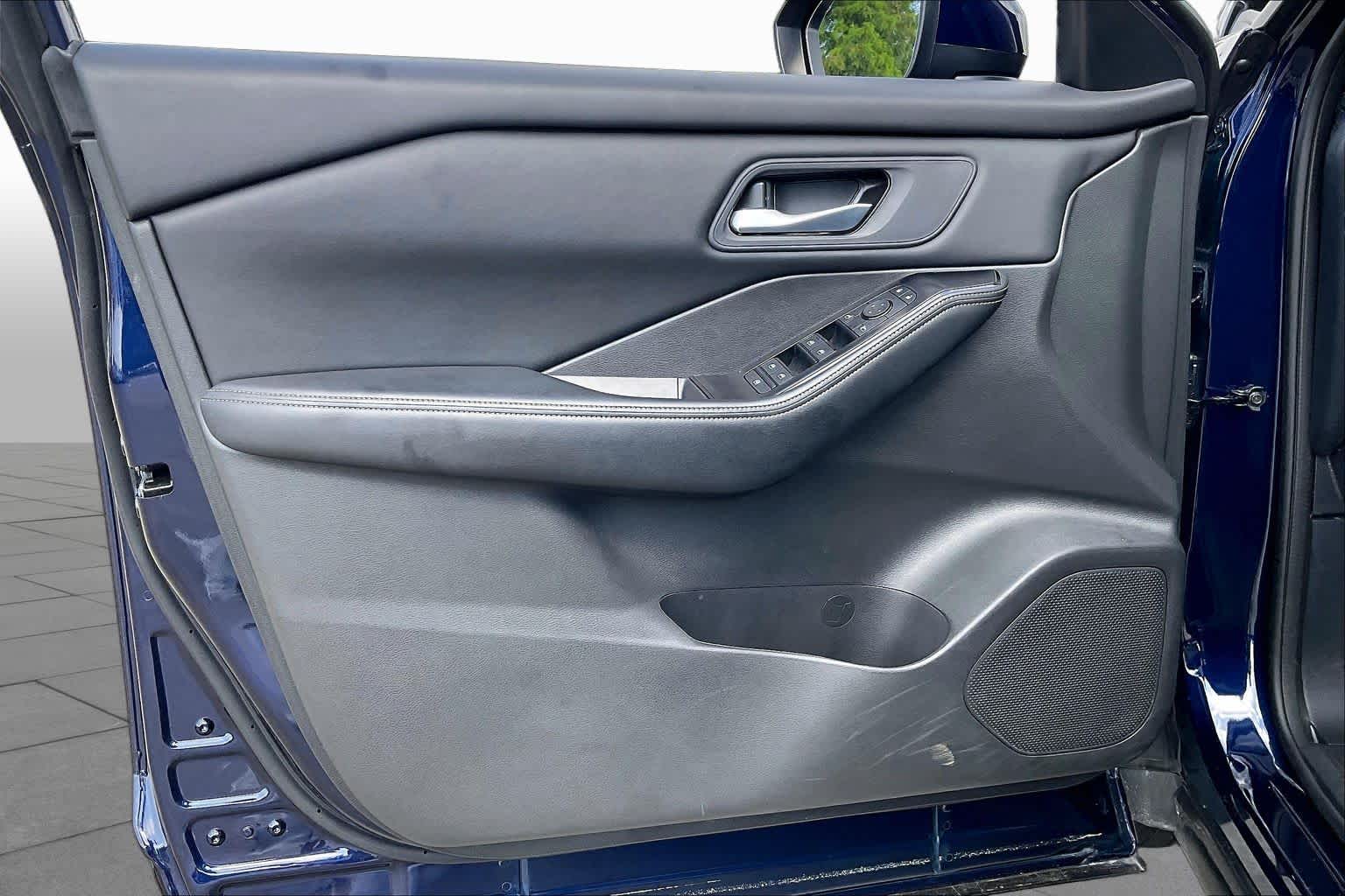 2025 Nissan Rogue SV Deep Ocean Blue Pearl at Sterling McCall Nissan