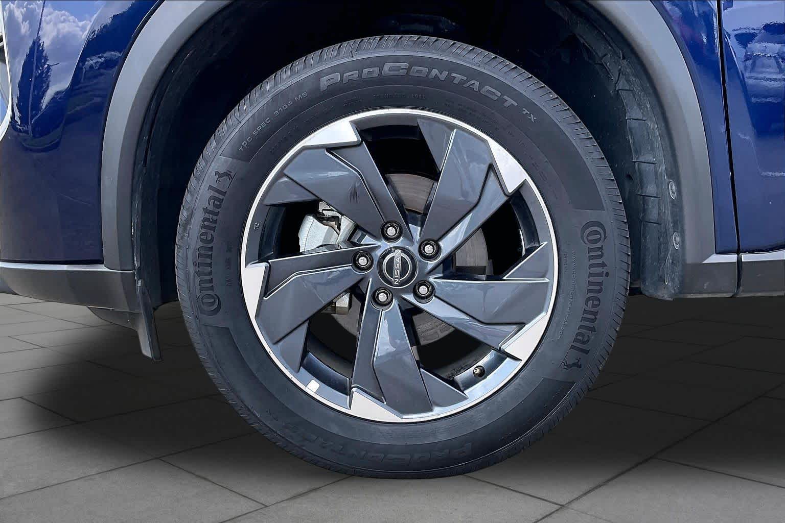 2025 Nissan Rogue SV Deep Ocean Blue Pearl at Sterling McCall Nissan