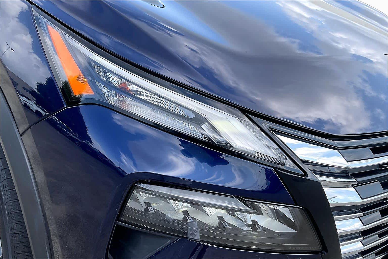 2025 Nissan Rogue SV Deep Ocean Blue Pearl at Sterling McCall Nissan