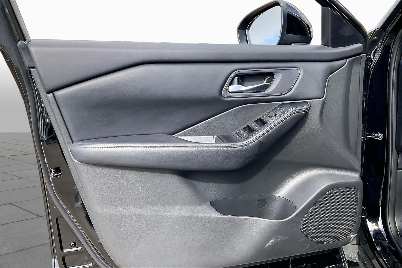 2024 Nissan Rogue SV Super Black at Sterling McCall Nissan