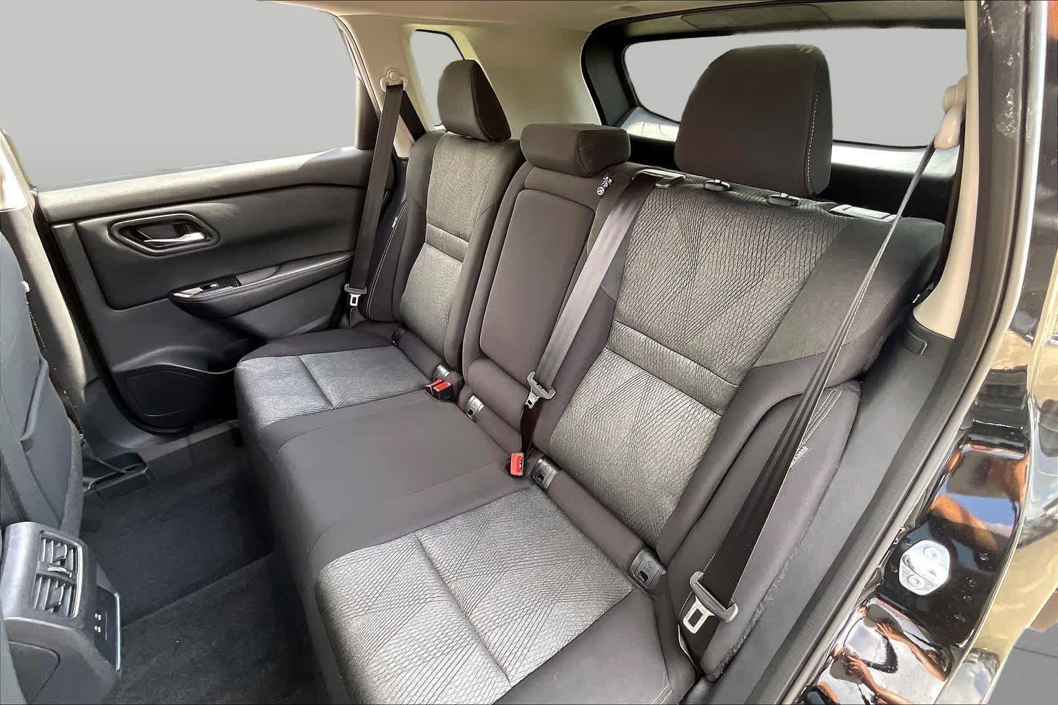 2024 Nissan Rogue SV Super Black at Sterling McCall Nissan