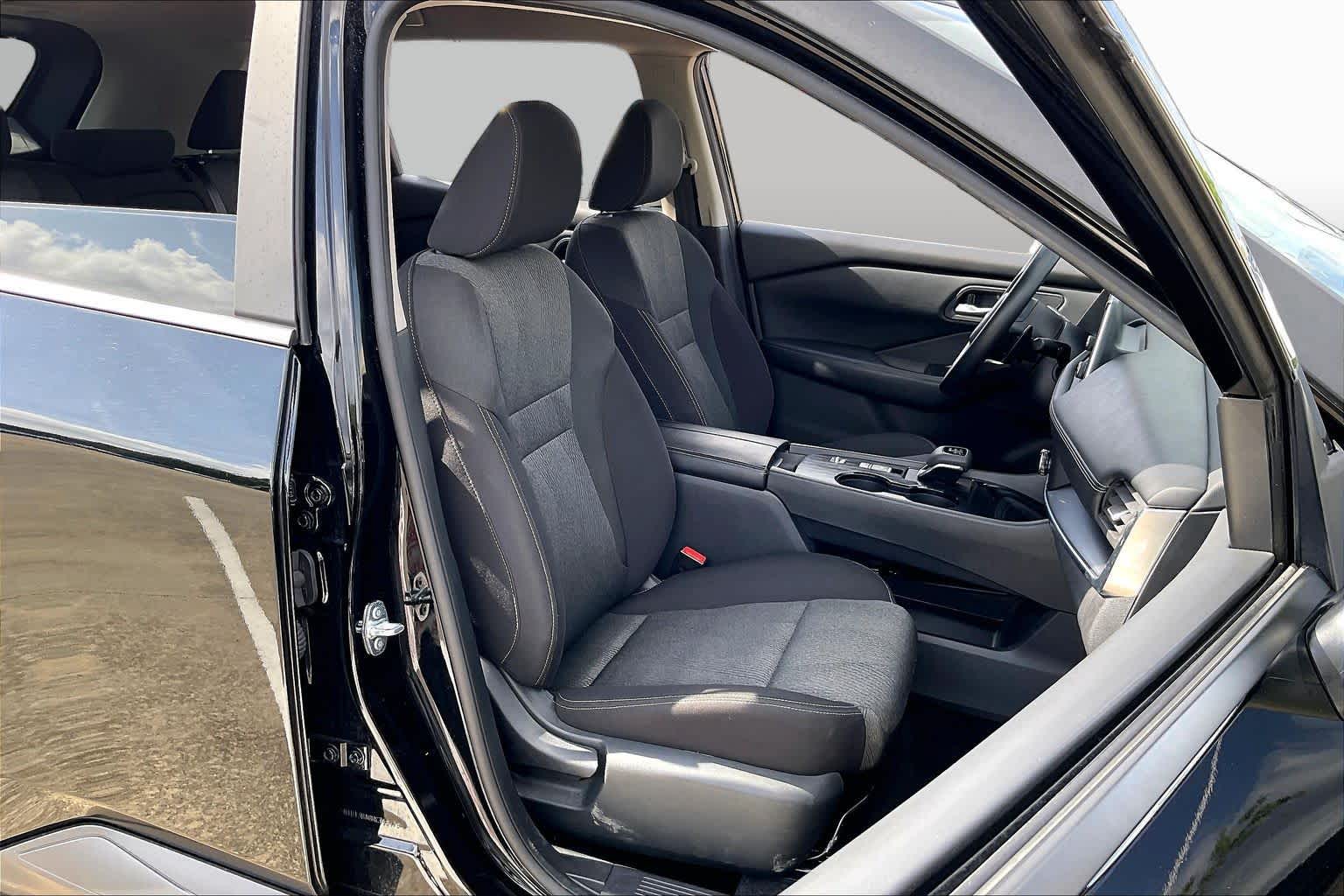 2024 Nissan Rogue SV Super Black at Sterling McCall Nissan