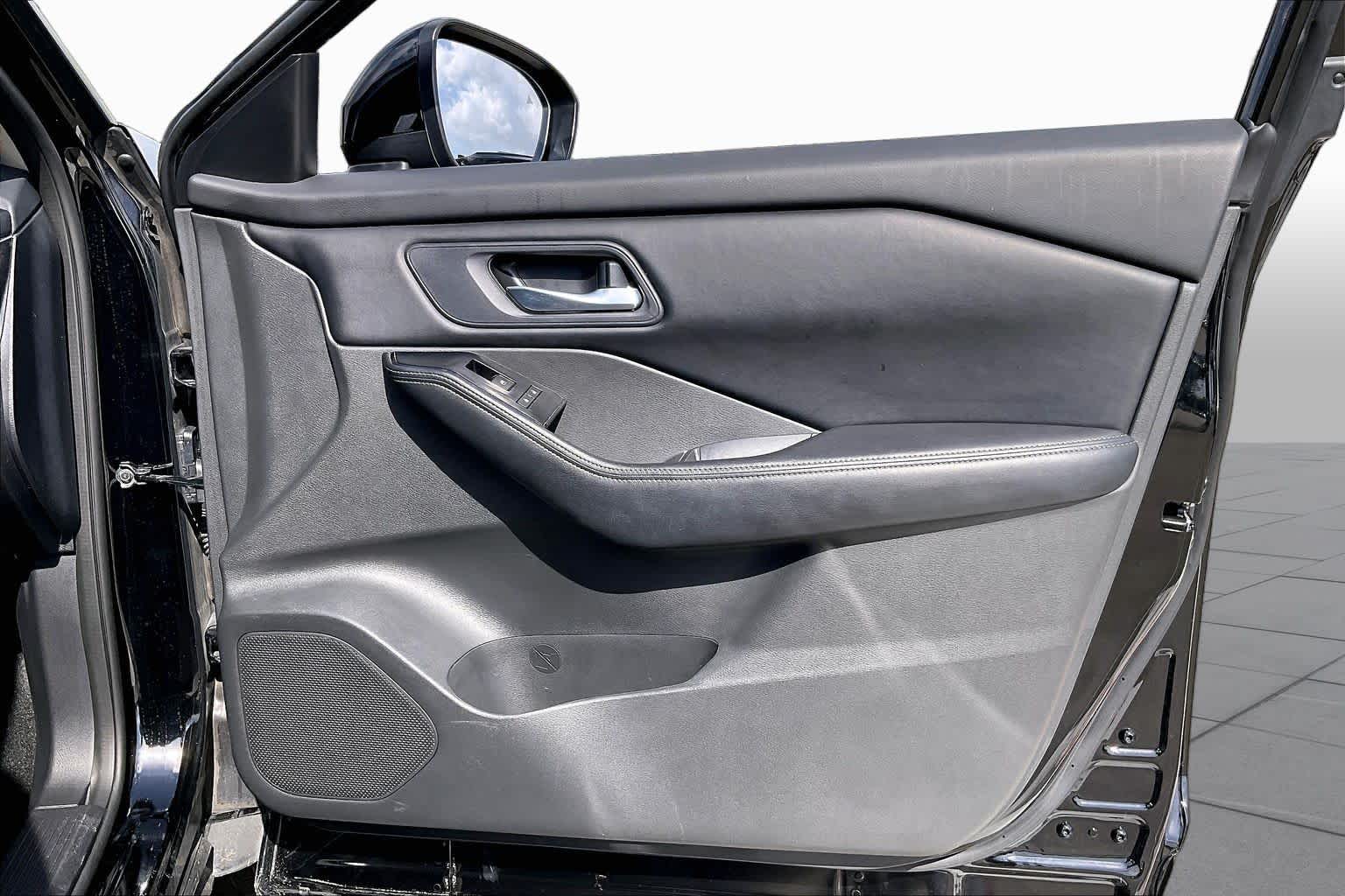 2024 Nissan Rogue SV Super Black at Sterling McCall Nissan