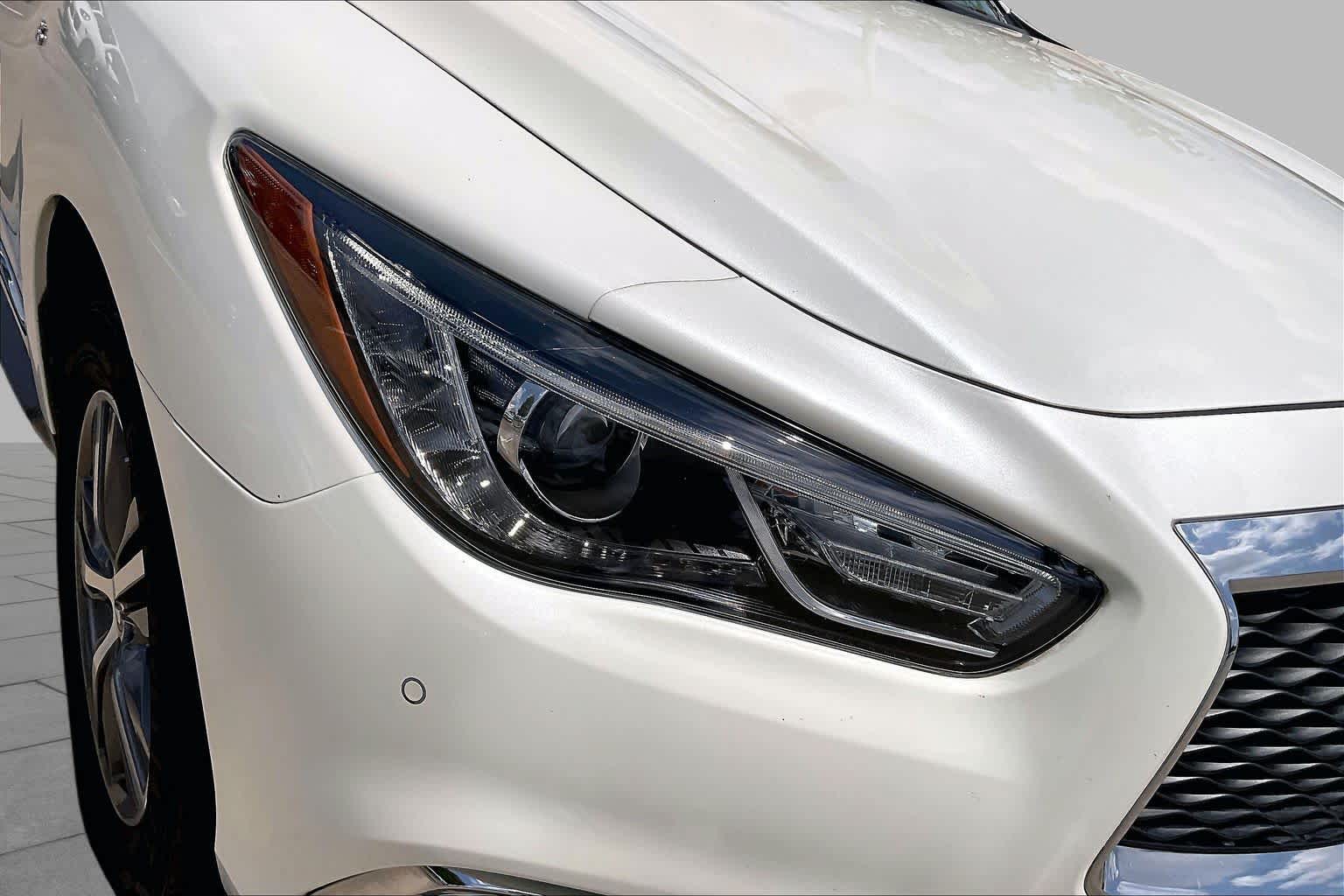 2019 INFINITI QX60 LUXE Majestic White at Lexus Southwest Houston