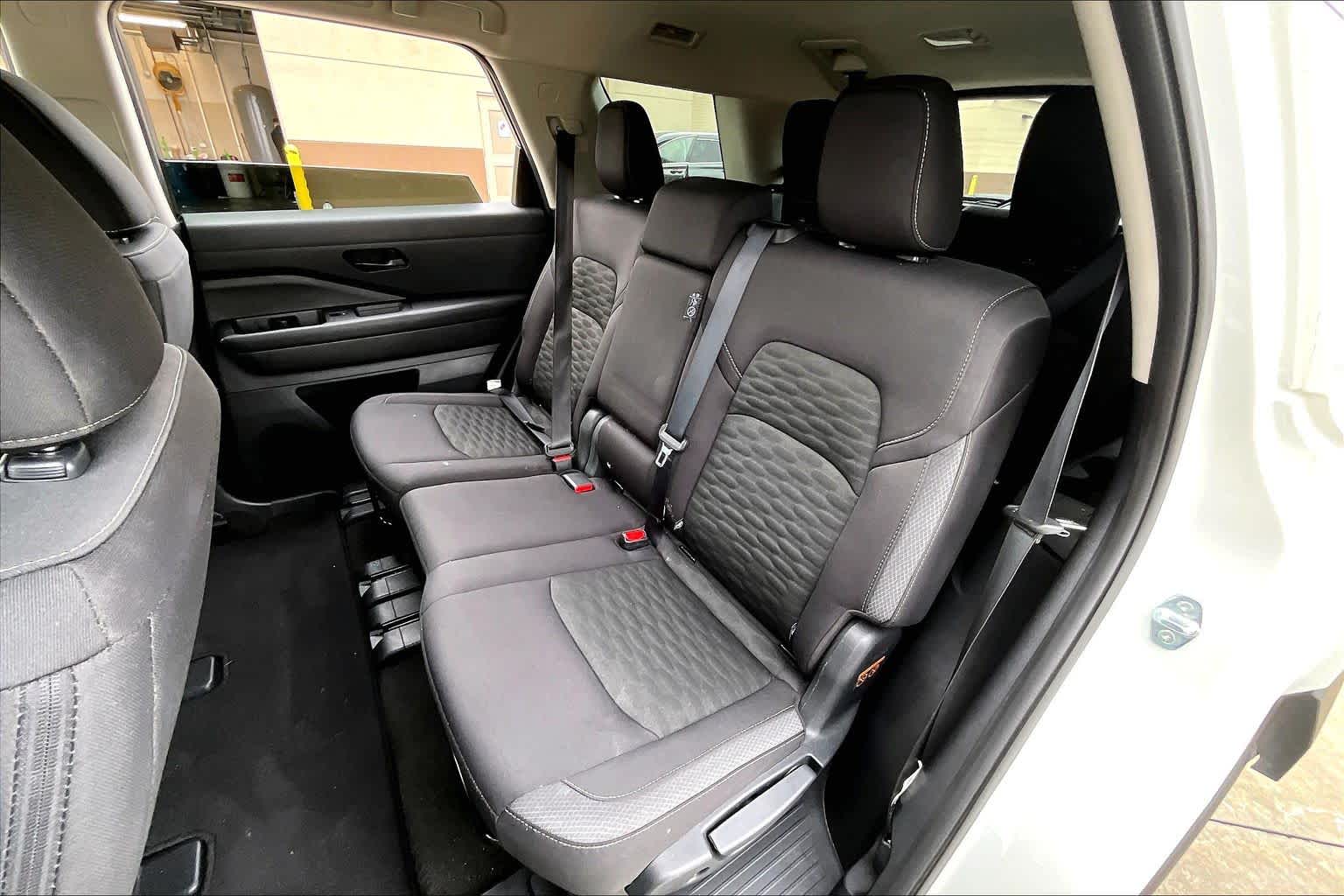 2025 Nissan Pathfinder SV Glacier White at Sterling McCall Nissan
