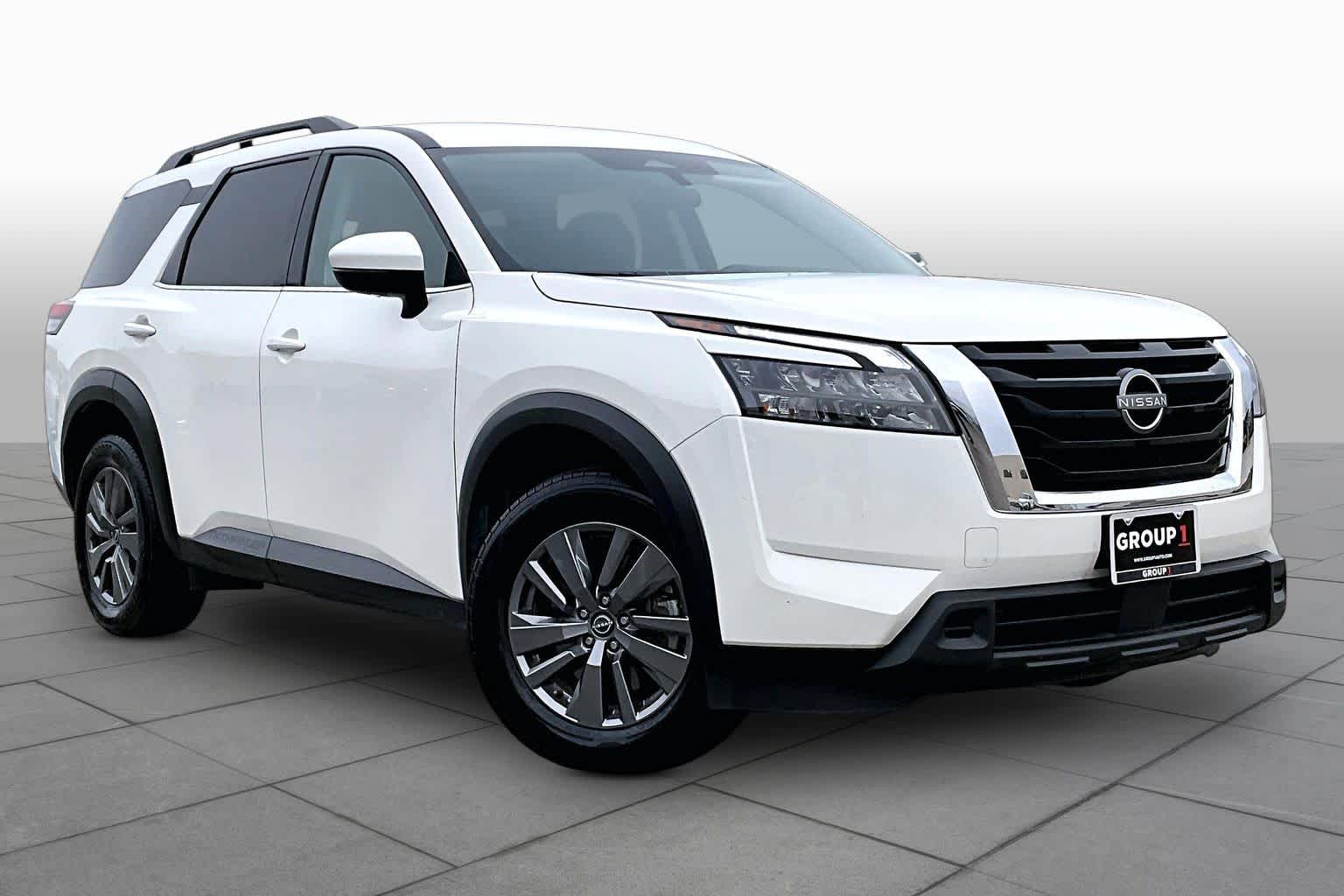 2025 Nissan Pathfinder SV Glacier White at Sterling McCall Nissan
