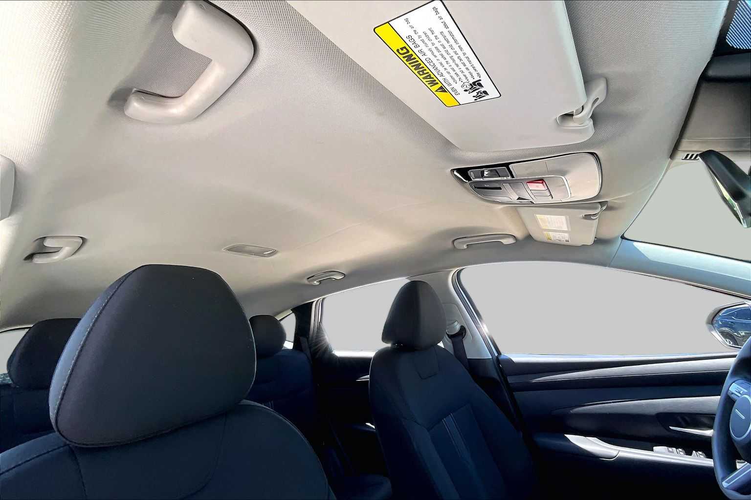 2026 Hyundai Tucson SEL Shimmering Silver at Baytown Ford