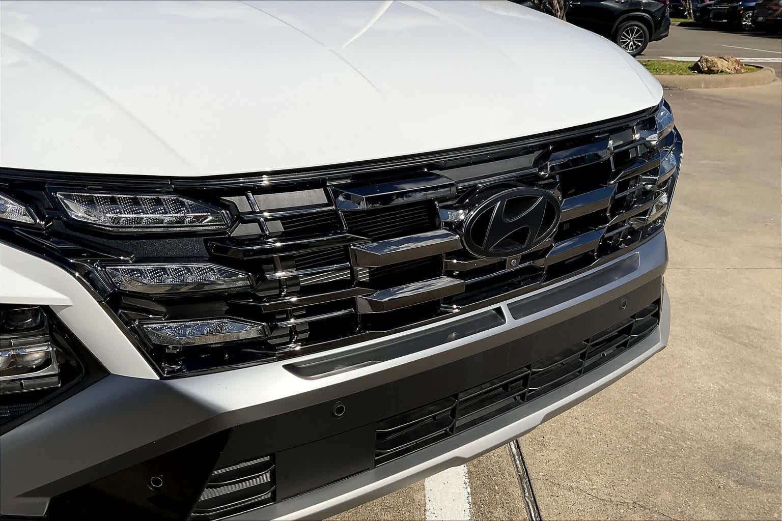 2025 Hyundai Tucson Limited Serenity White Pearl at Turner Chevrolet
