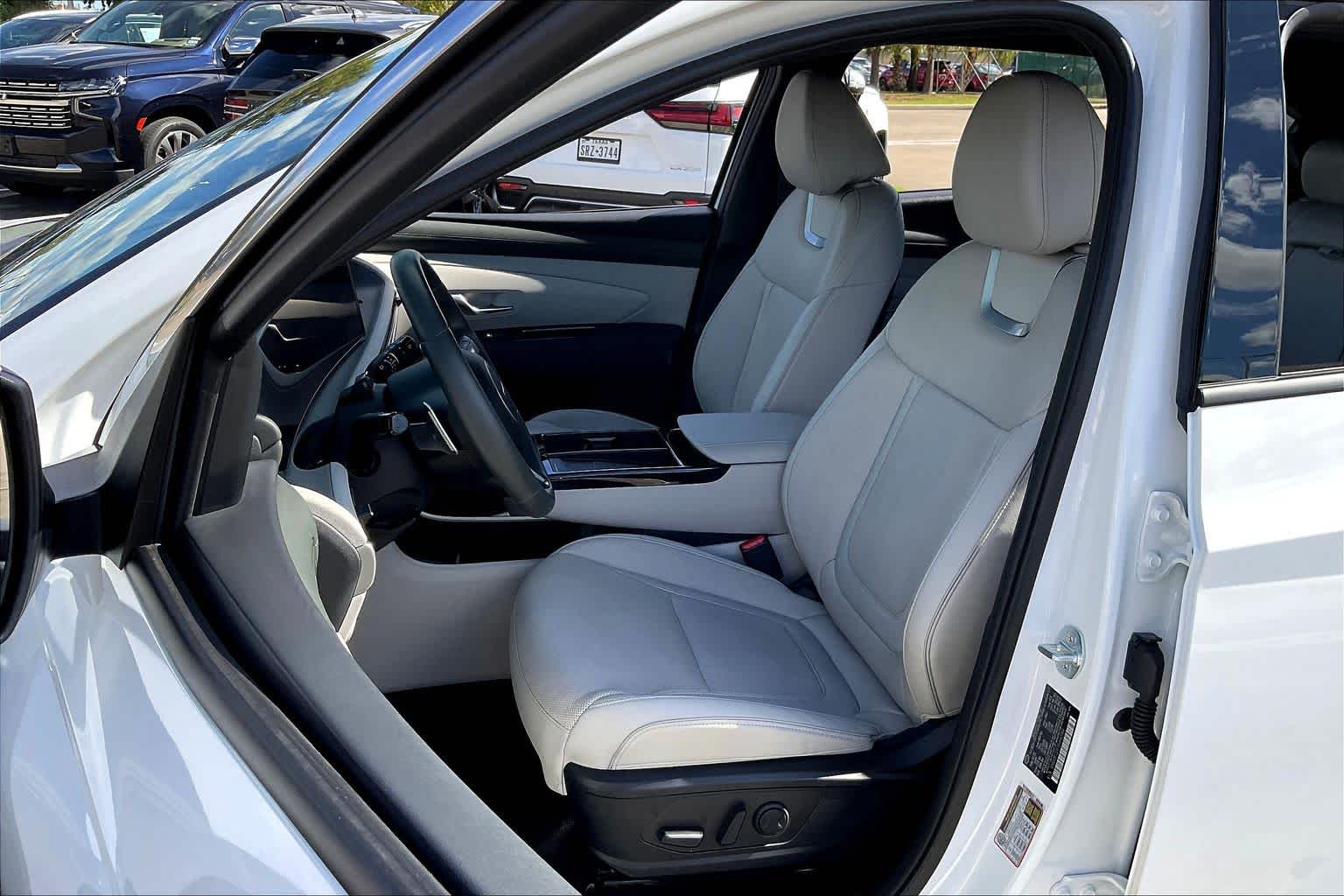 2025 Hyundai Tucson Limited Serenity White Pearl at Turner Chevrolet