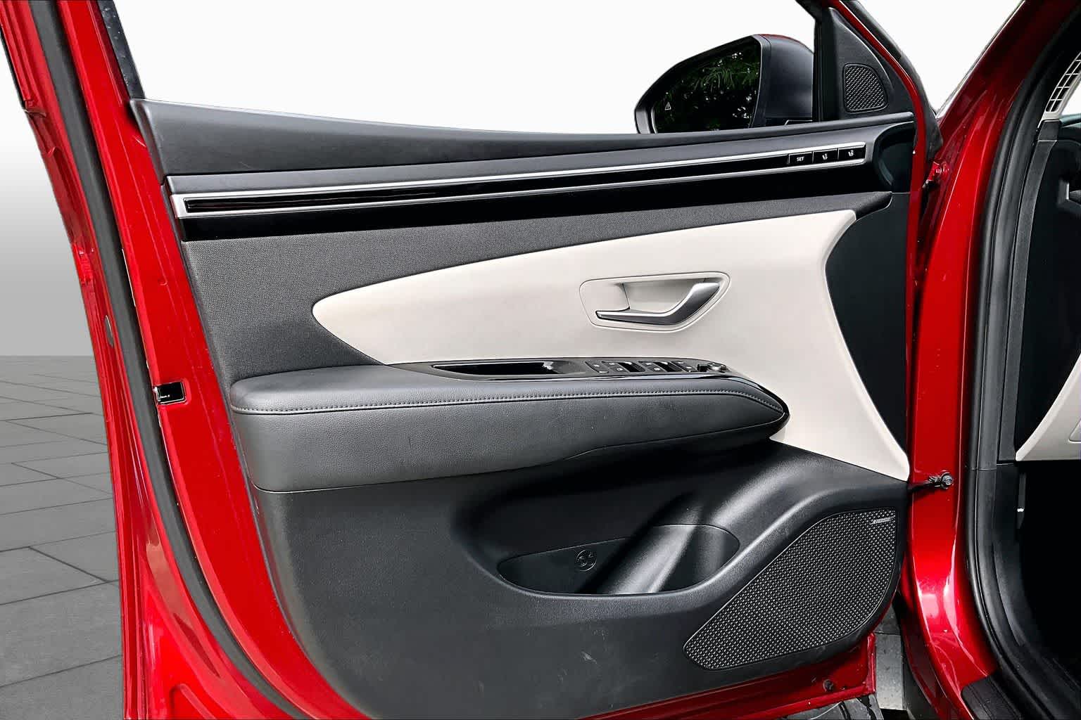 2024 Hyundai Tucson Limited Ultimate Red at AutoNation USA Houston
