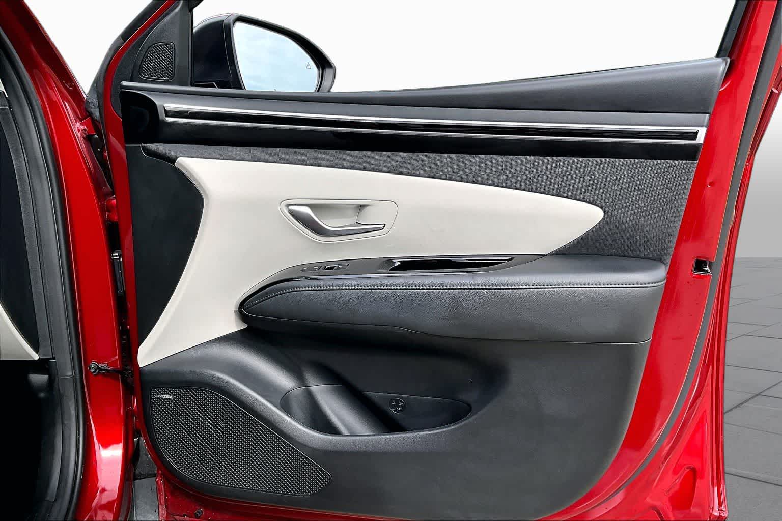 2024 Hyundai Tucson Limited Ultimate Red at AutoNation USA Houston