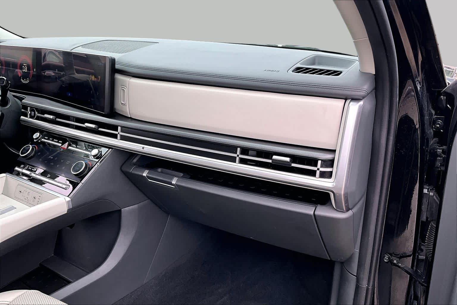 2024 Hyundai Santa Fe SEL Phantom Black at HGreg Houston