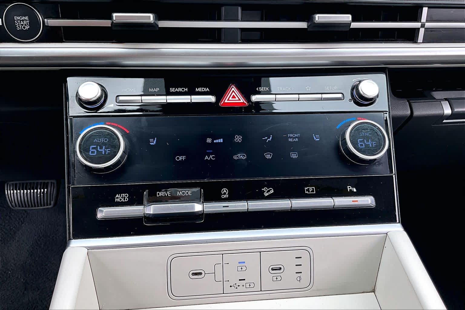 2024 Hyundai Santa Fe SEL Phantom Black at HGreg Houston