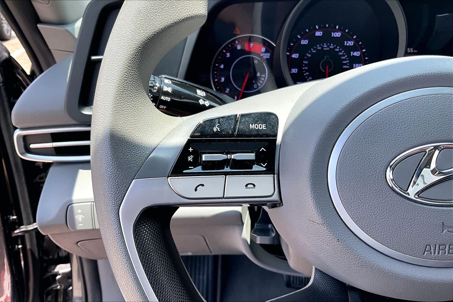 2021 Hyundai Elantra SE Portofino Gray at HGreg Houston