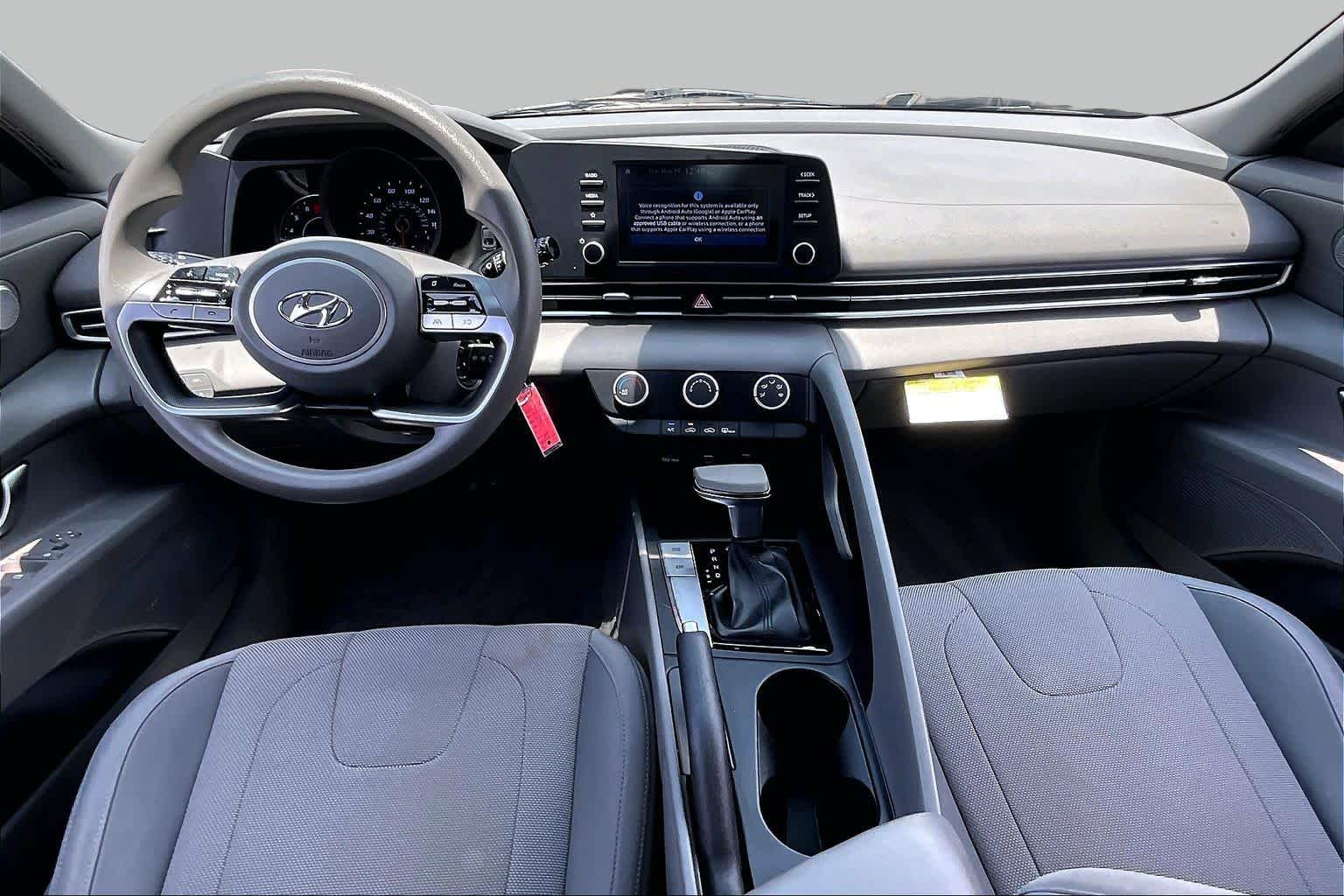 2021 Hyundai Elantra SE Portofino Gray at HGreg Houston