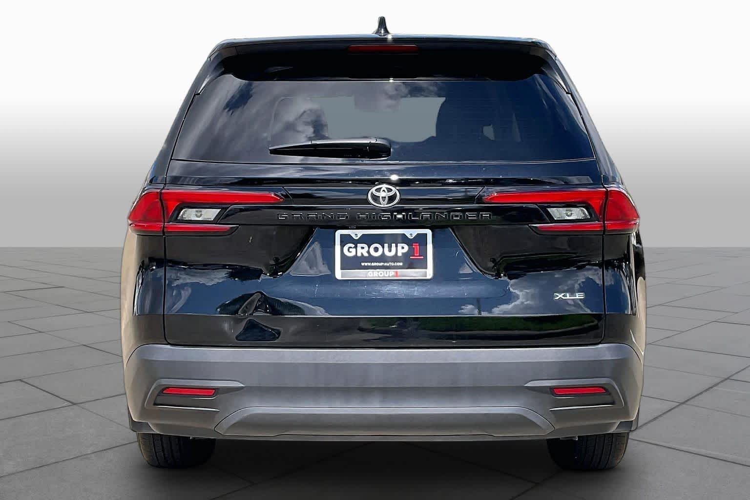 2024 Toyota Grand Highlander XLE Midnight Black Metallic at Group 1 Toyota Southwest