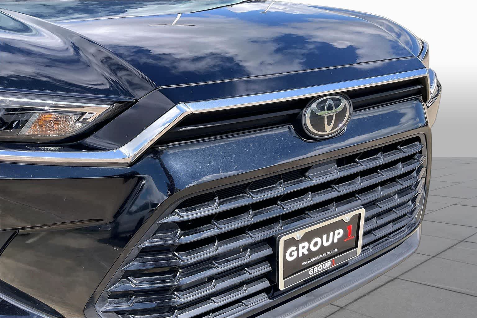 2024 Toyota Grand Highlander XLE Midnight Black Metallic at Group 1 Toyota Southwest
