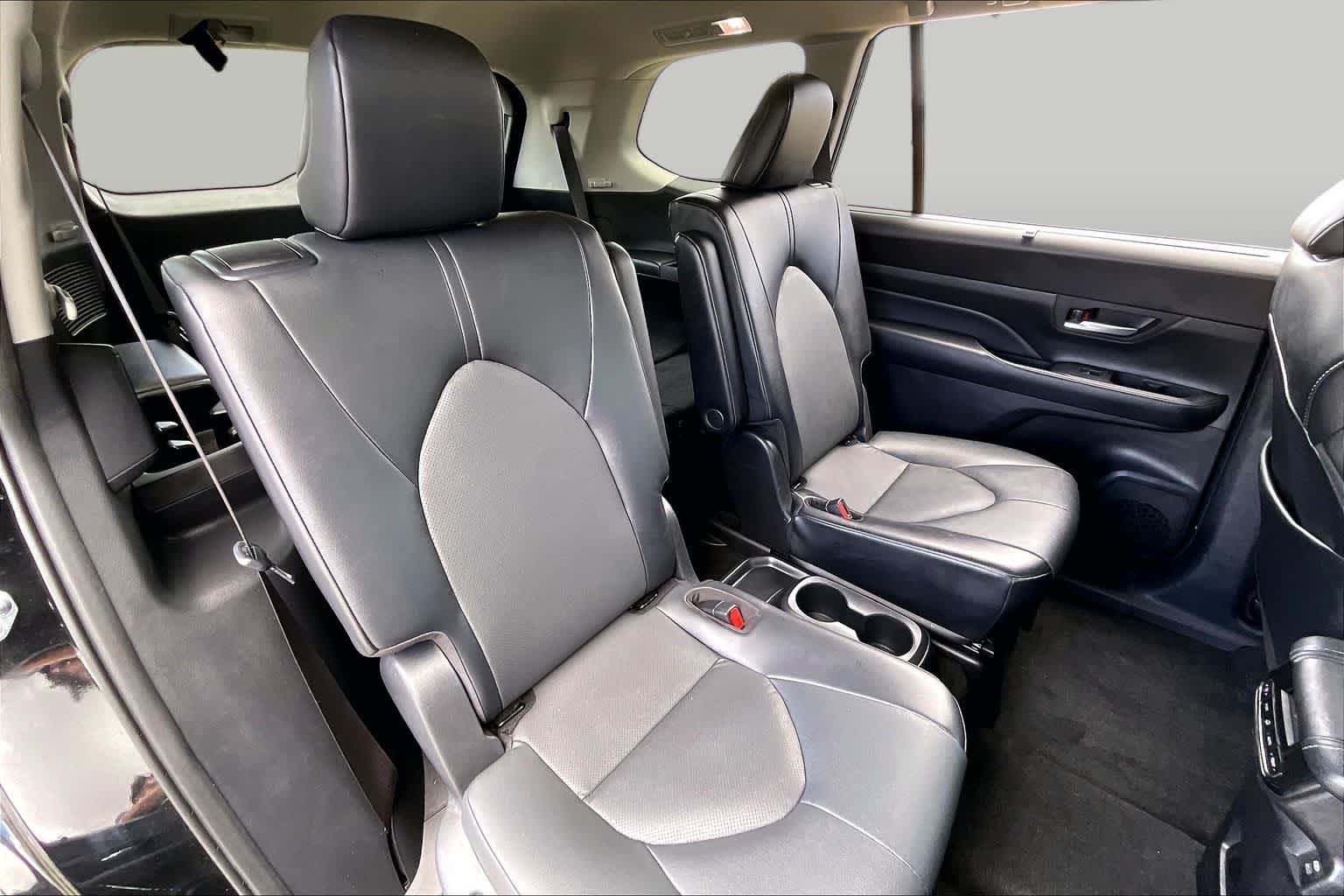 2024 Toyota Grand Highlander XLE Midnight Black Metallic at Group 1 Toyota Southwest