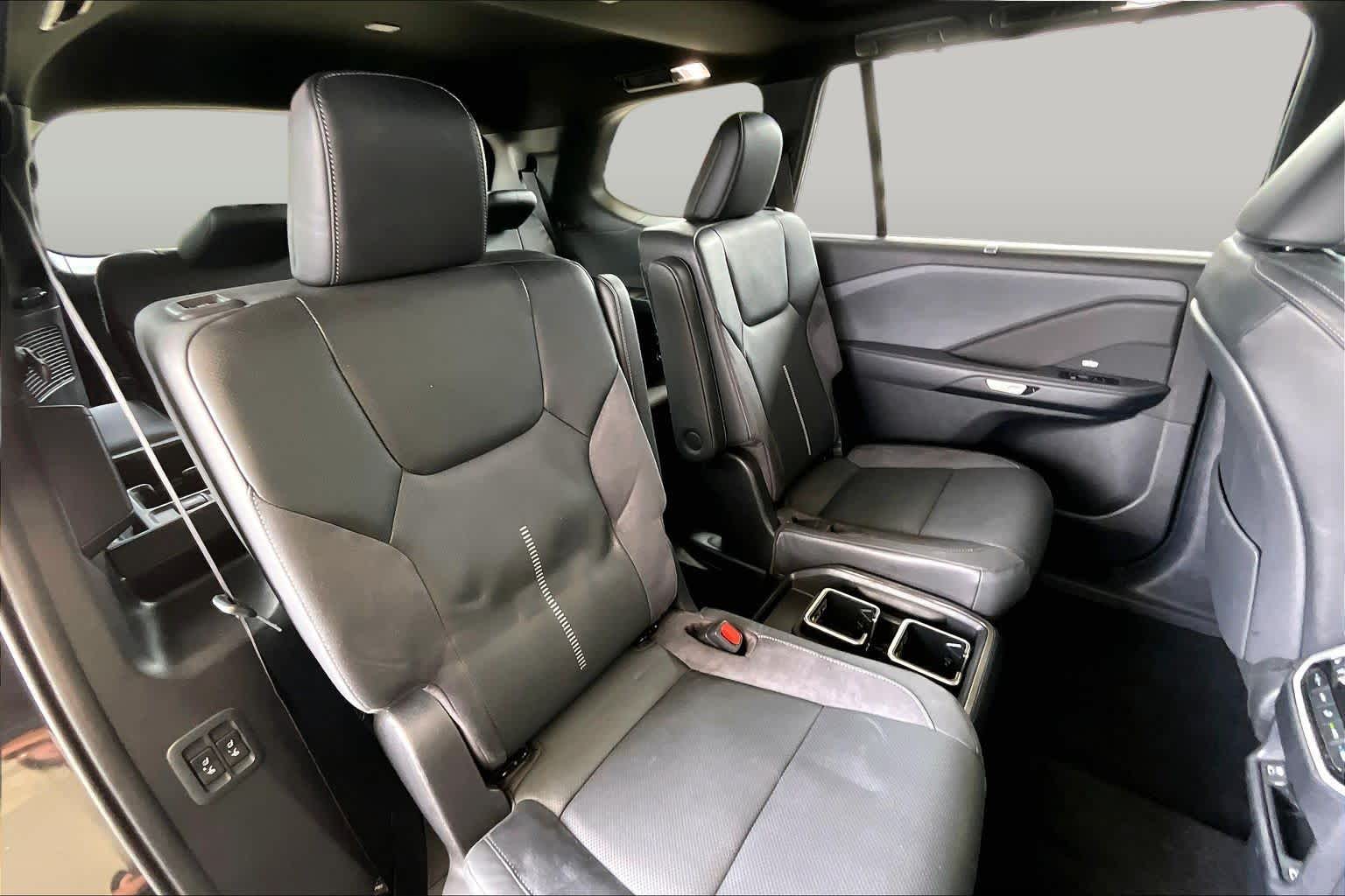 2024 Lexus TX 350 photo 17 of 34