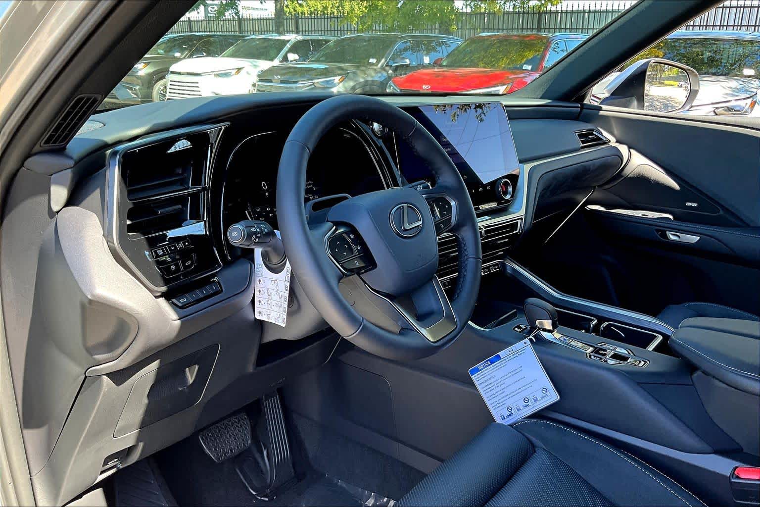 2026 Lexus TX Luxury  - 9