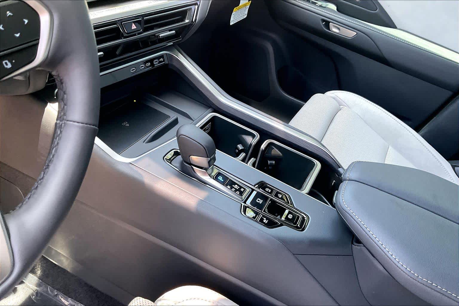 2026 Lexus TX 350 Luxury - 10
