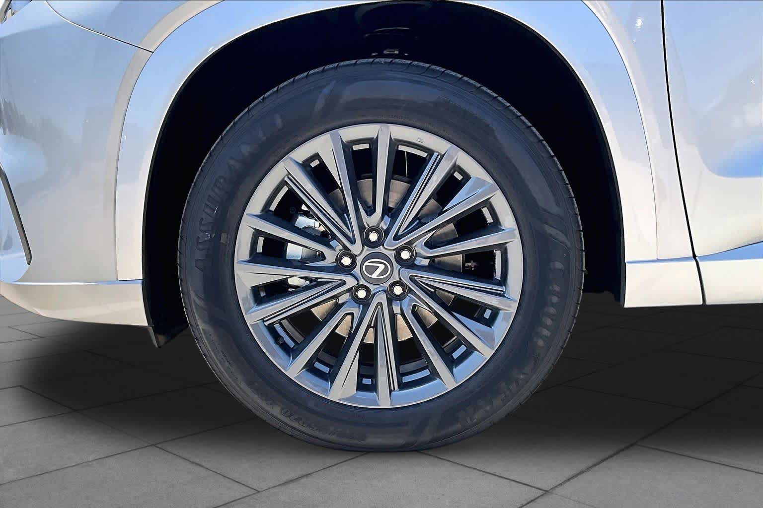 2026 Lexus TX 350  CELESTIAL SILVER at Lexus Southwest Houston