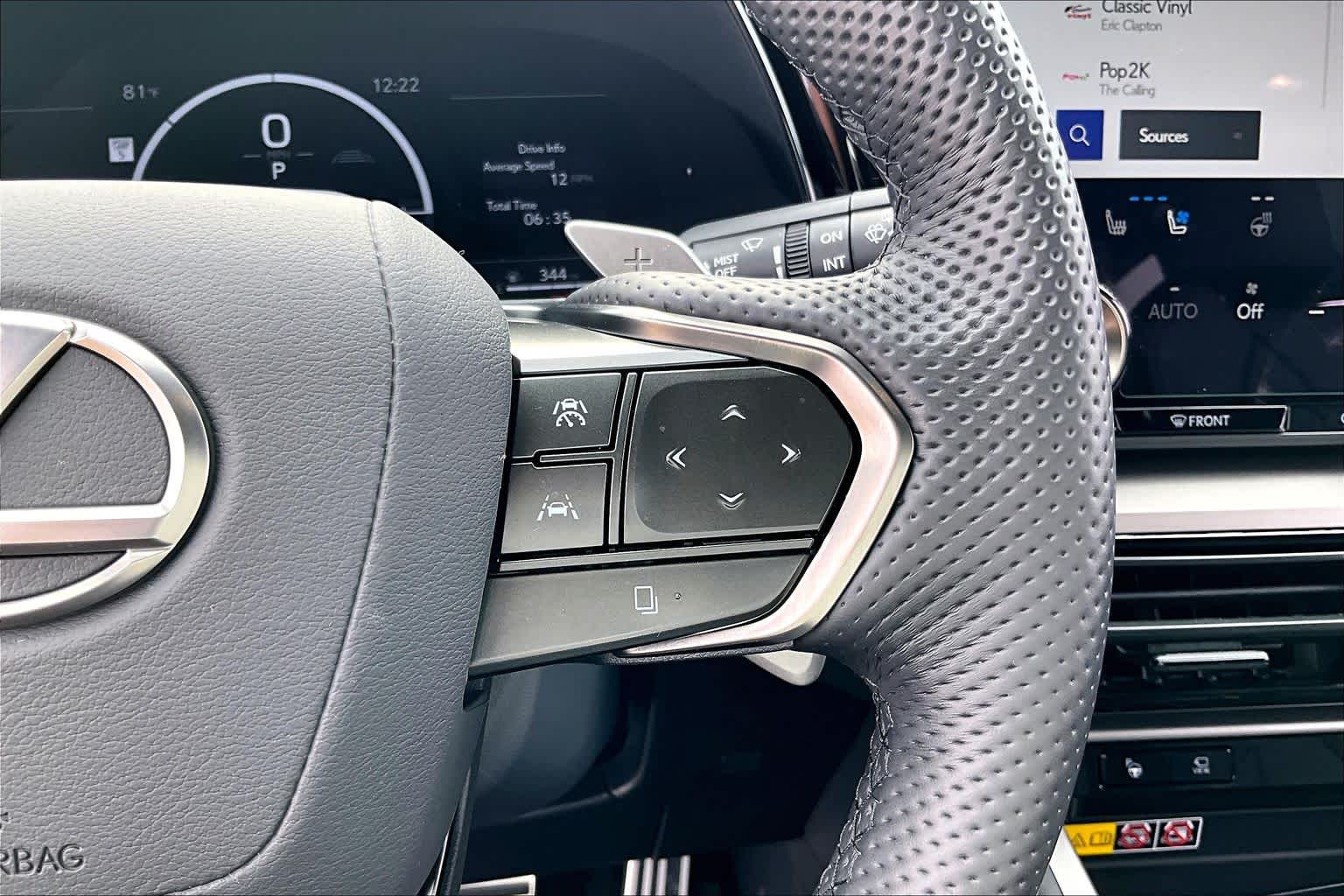 2026 Lexus TX 500h photo 23 of 35