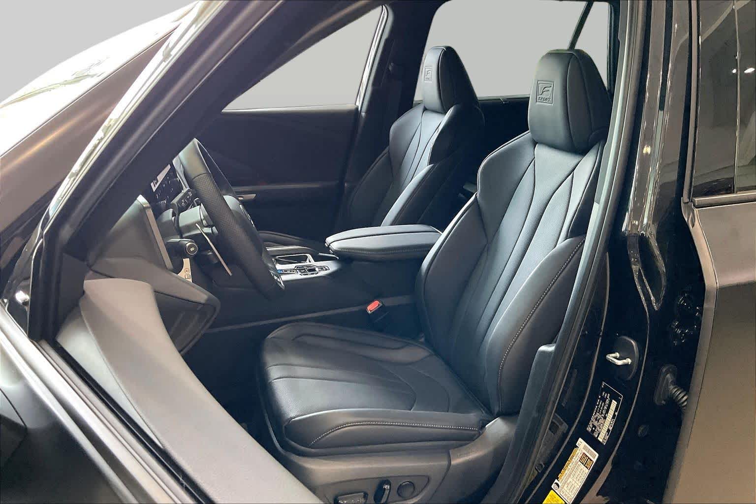2026 Lexus TX photo 17 of 21
