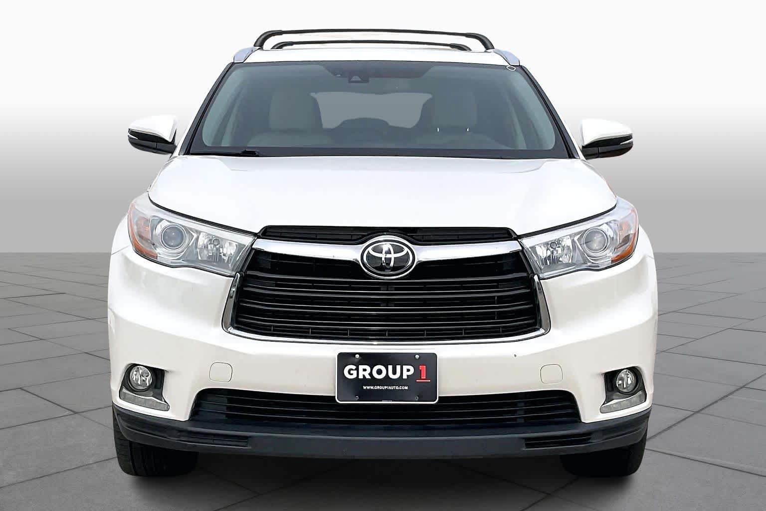 2016 Toyota Highlander Limited Blizzard Pearl at AutoNation USA Katy