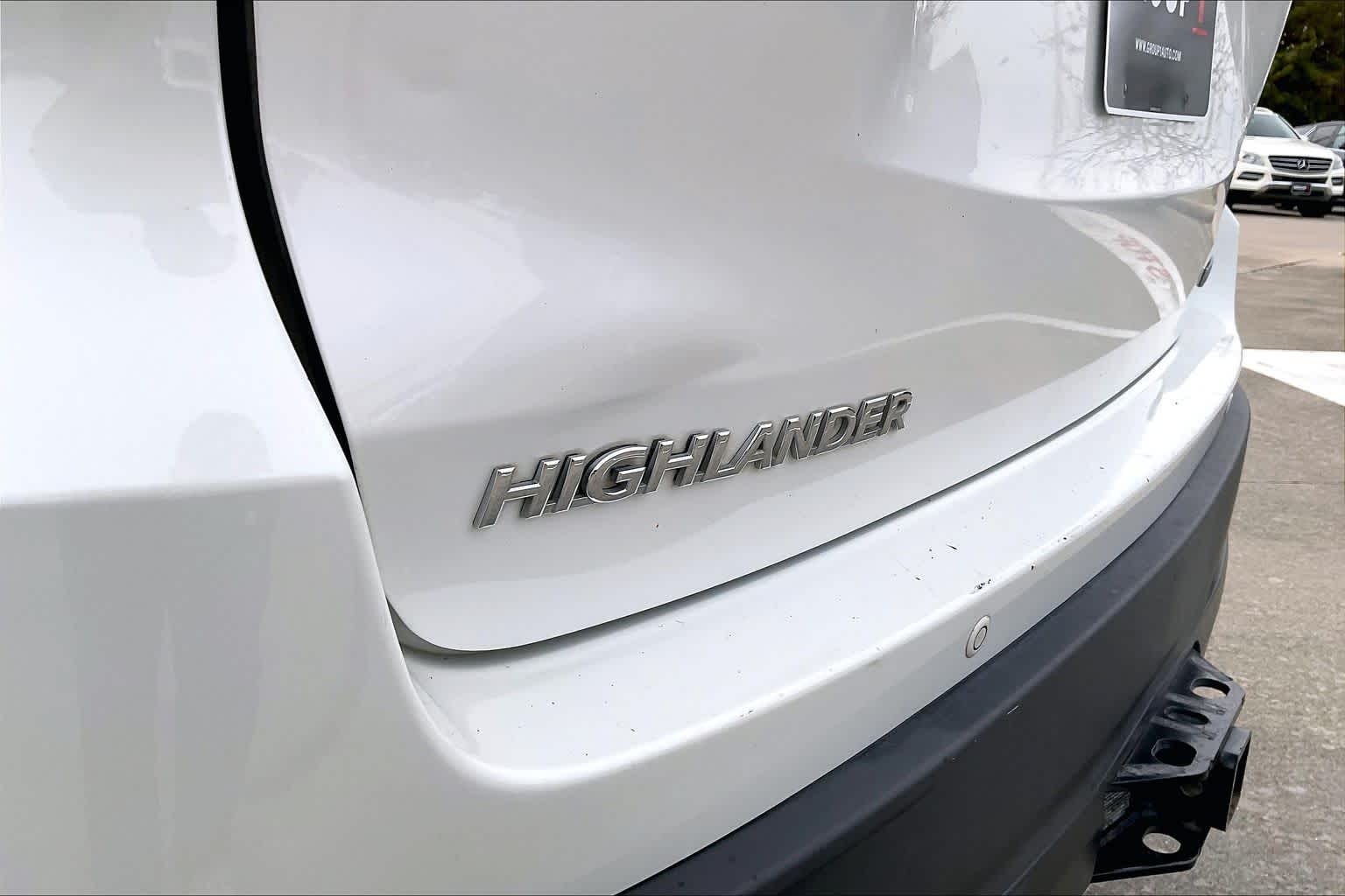 2016 Toyota Highlander Limited Blizzard Pearl at AutoNation USA Katy