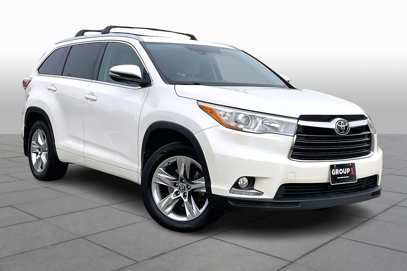 2016 Toyota Highlander Limited Blizzard Pearl at AutoNation USA Katy