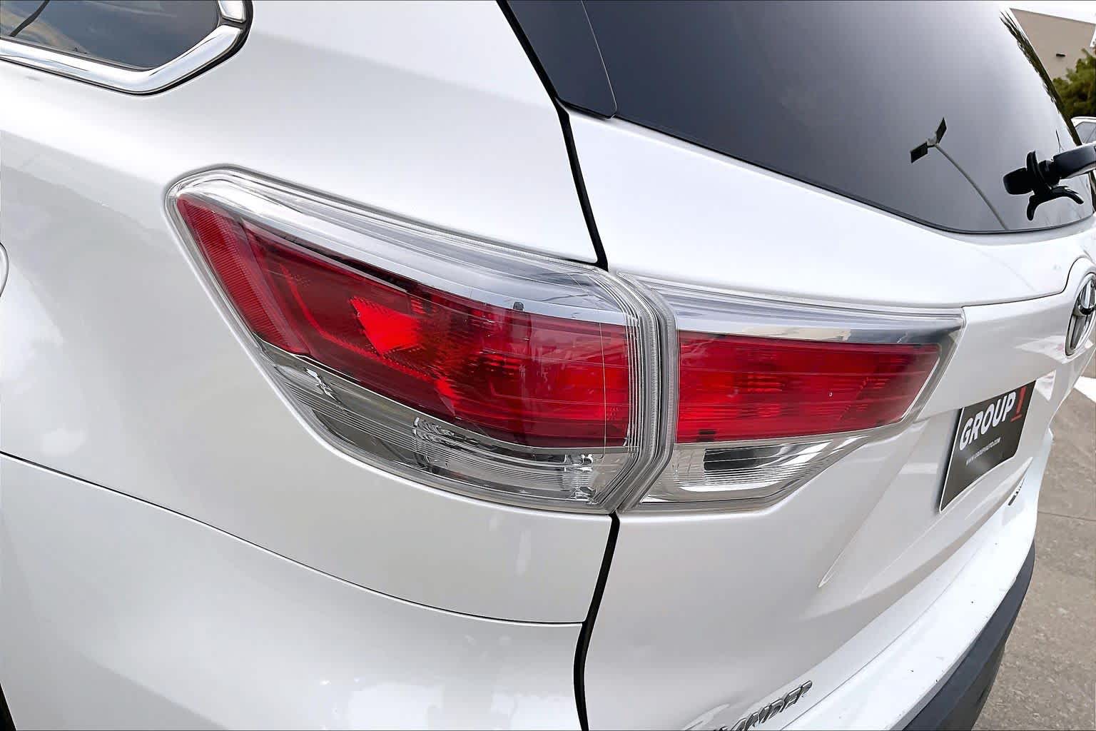 2016 Toyota Highlander Limited Blizzard Pearl at AutoNation USA Katy