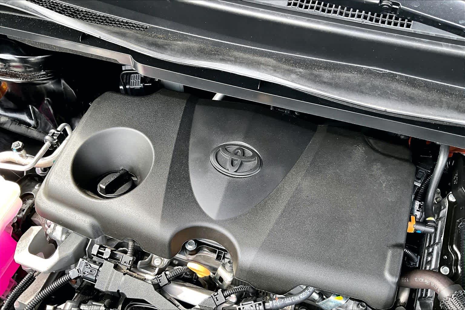 2025 Toyota Sienna photo 31 of 35