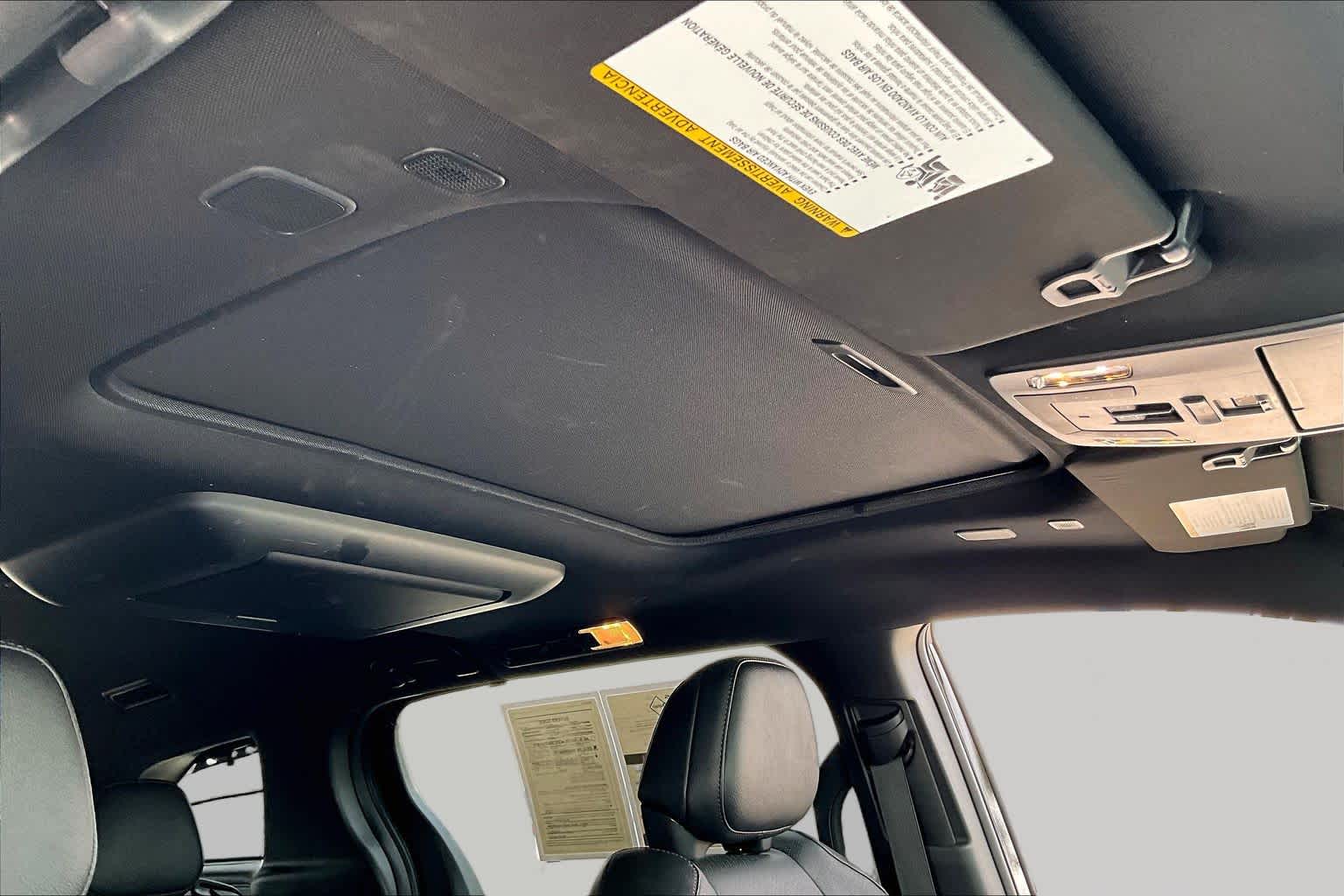 2025 Toyota Sienna photo 13 of 35
