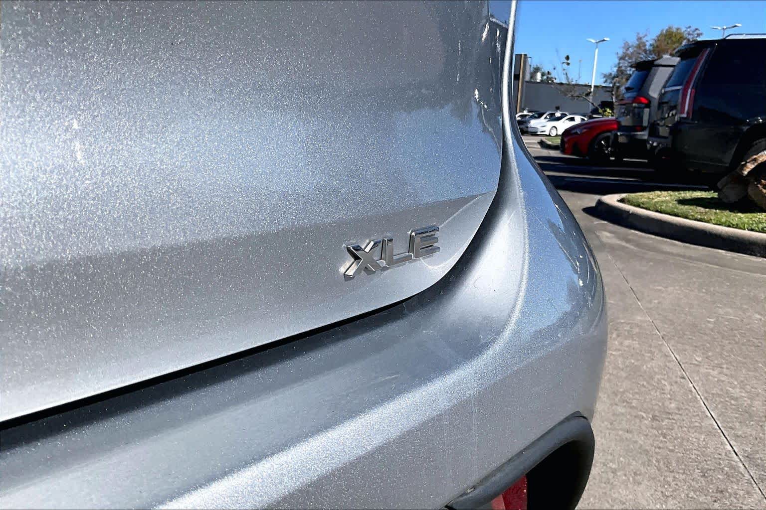 2022 Toyota Highlander Hybrid XLE Celestial Silver Metallic at AutoNation USA Katy