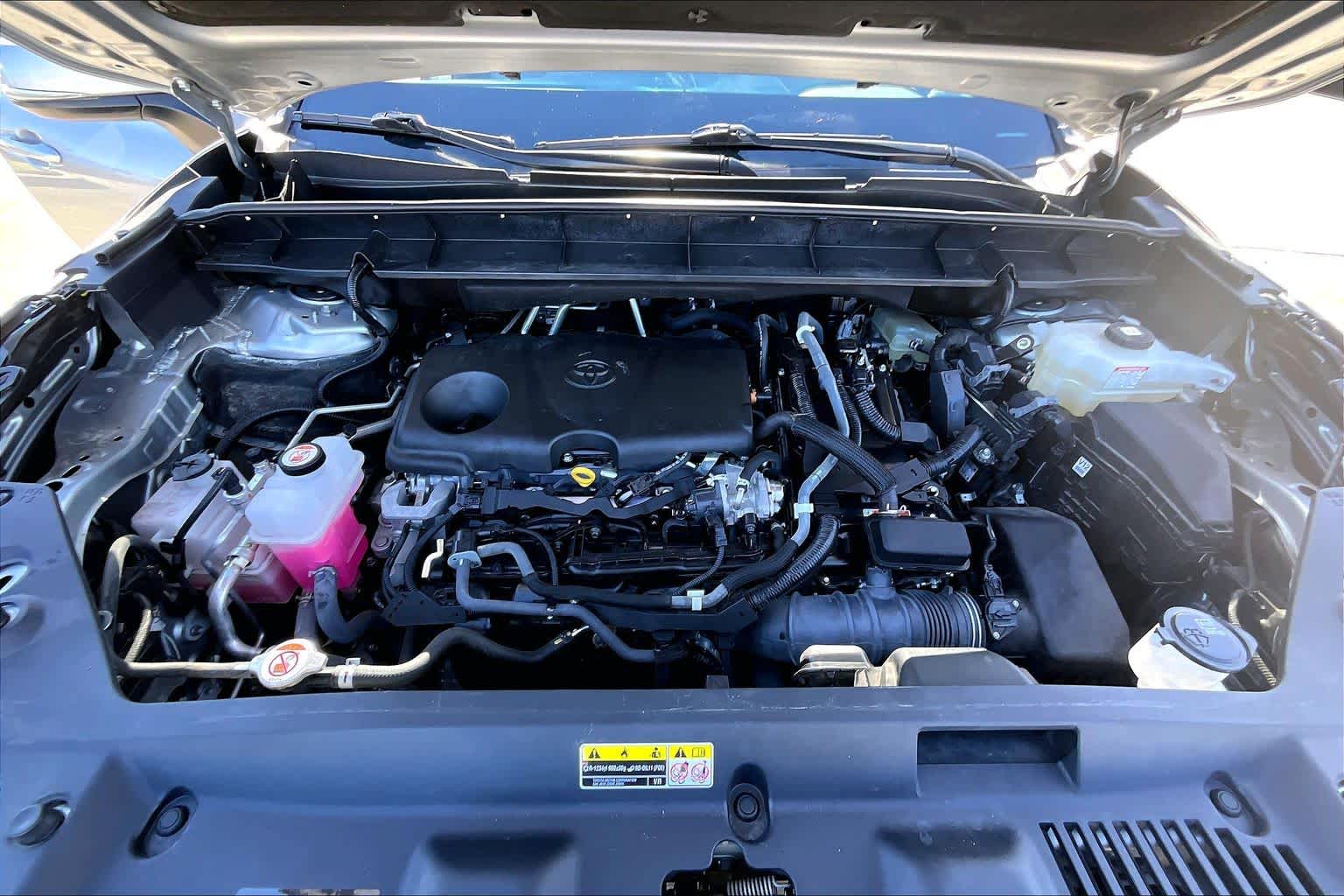 2022 Toyota Highlander Hybrid XLE Celestial Silver Metallic at AutoNation USA Katy