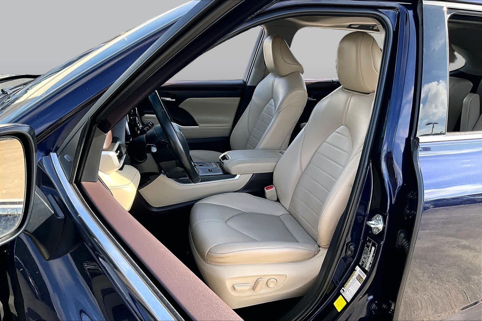 2021 Toyota Highlander XLE Blueprint at Lexus Southwest Houston
