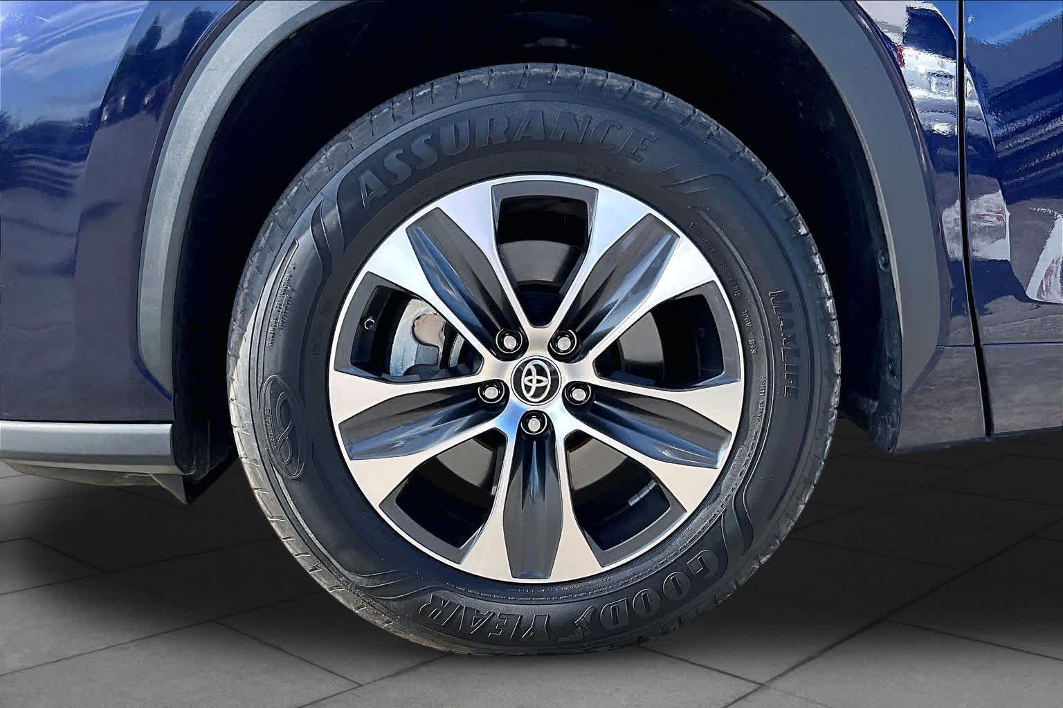 2021 Toyota Highlander XLE Blueprint at Lexus Southwest Houston