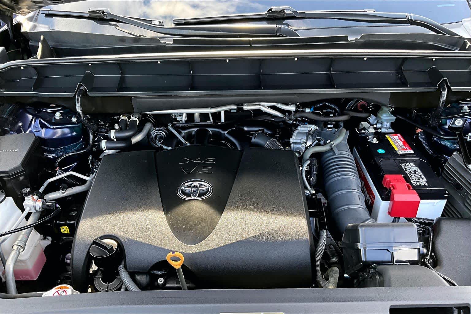 2021 Toyota Highlander XLE Blueprint at Group 1 Toyota Southwest