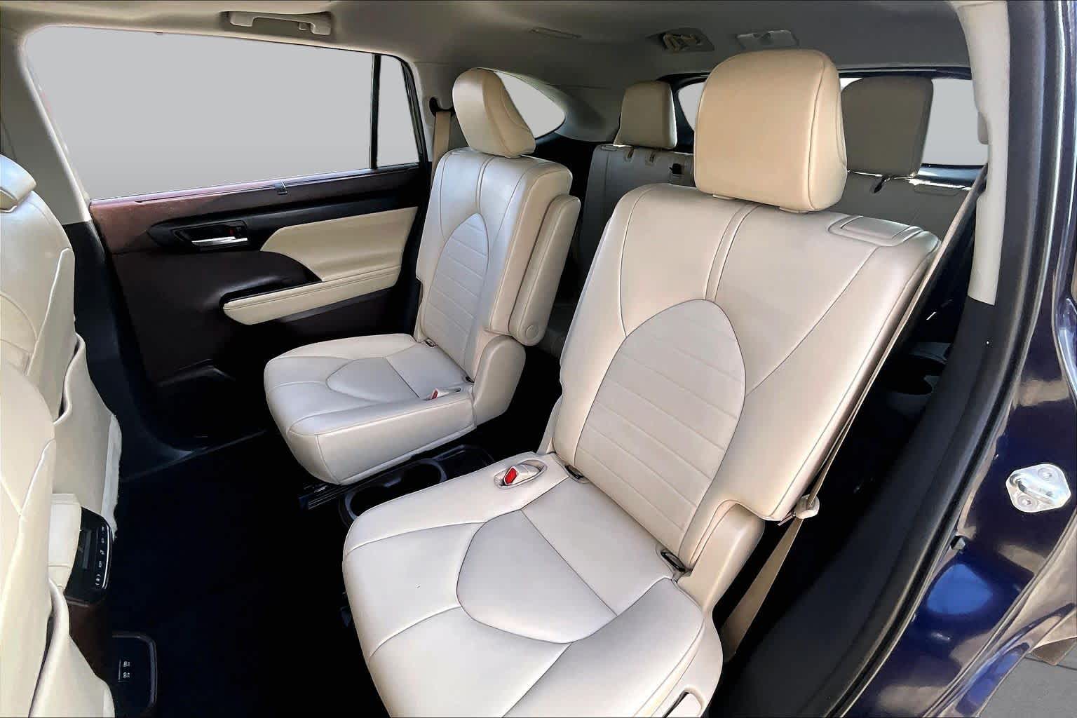 2021 Toyota Highlander XLE Blueprint at Group 1 Toyota Southwest