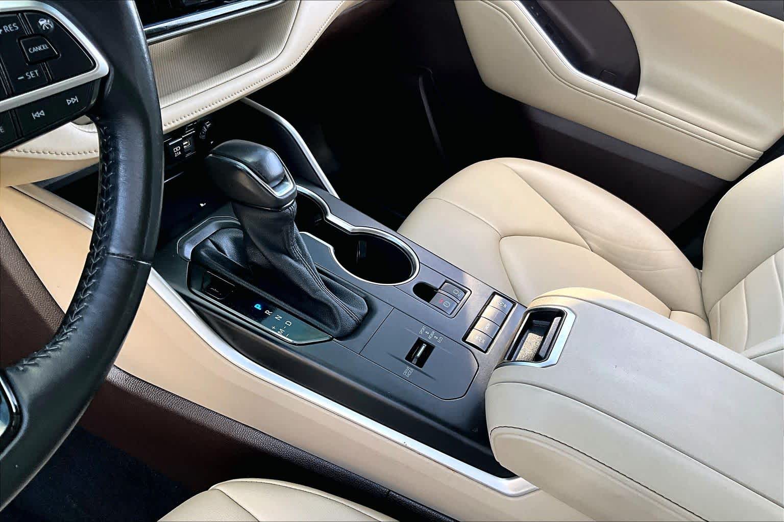 2021 Toyota Highlander XLE Blueprint at Lexus Southwest Houston