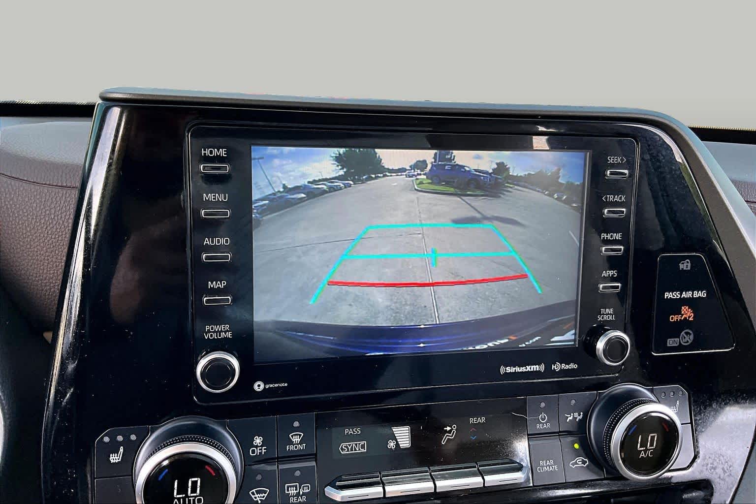 2021 Toyota Highlander XLE Blueprint at Group 1 Toyota Southwest