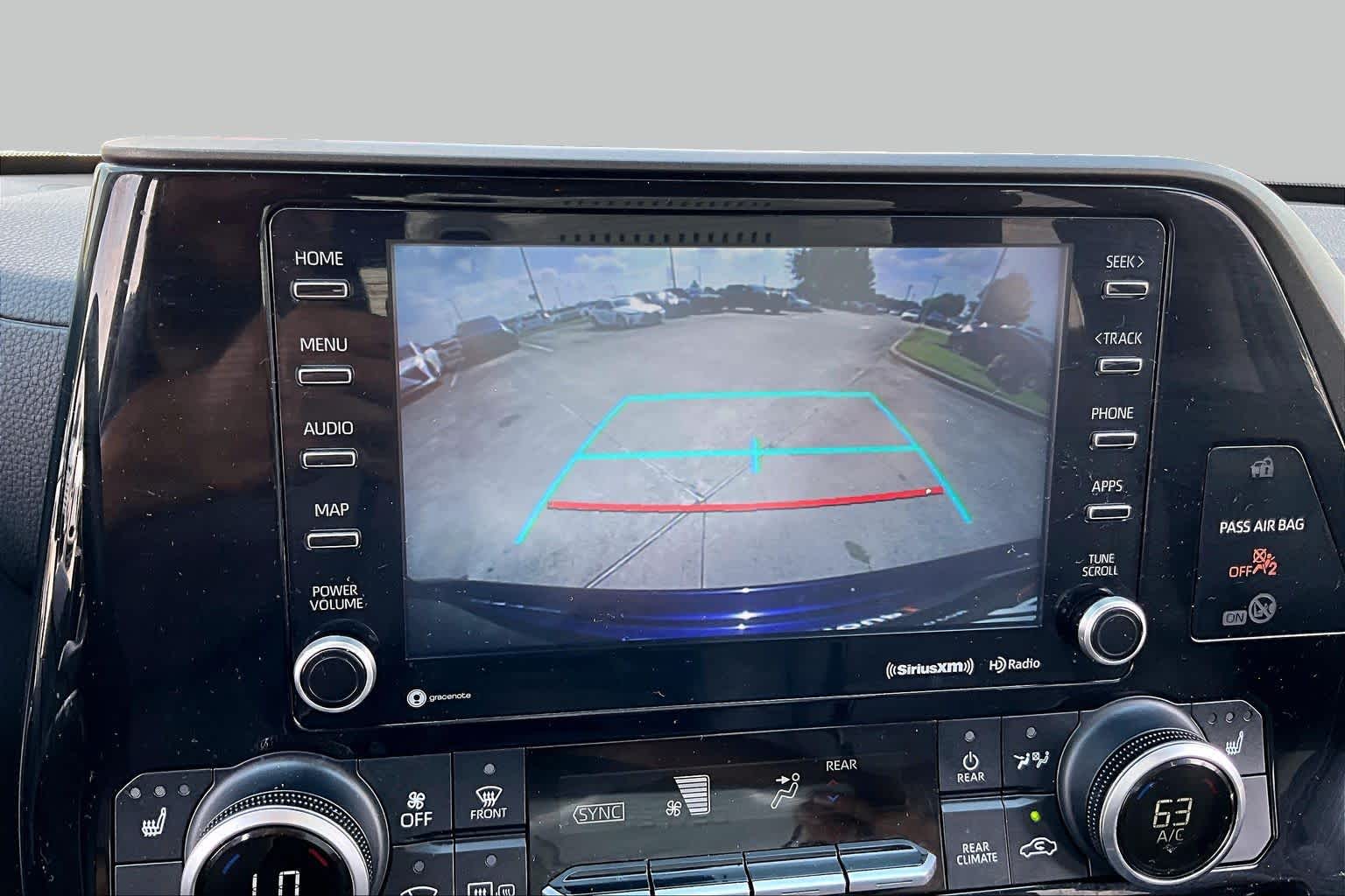 2021 Toyota Highlander XLE Blueprint at Mac Haik Chevrolet