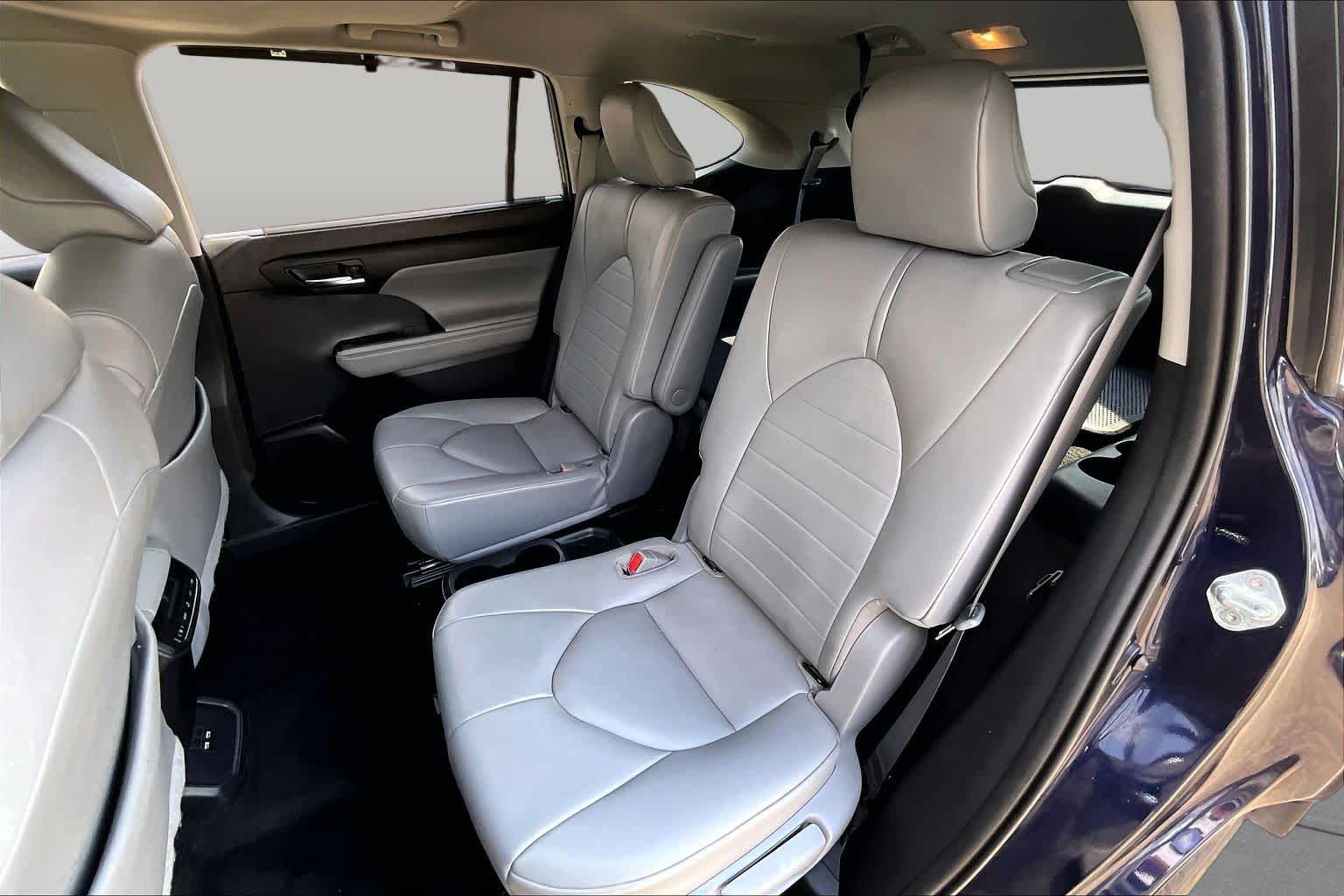 2021 Toyota Highlander XLE Blueprint at Mac Haik Chevrolet