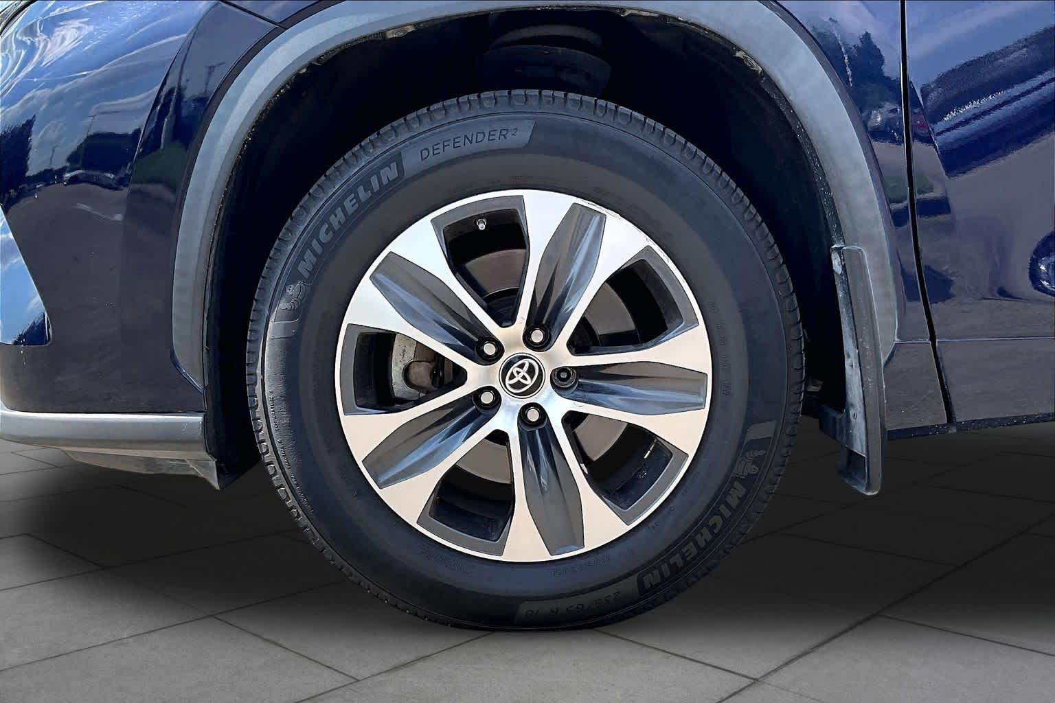 2021 Toyota Highlander XLE Blueprint at Mac Haik Chevrolet