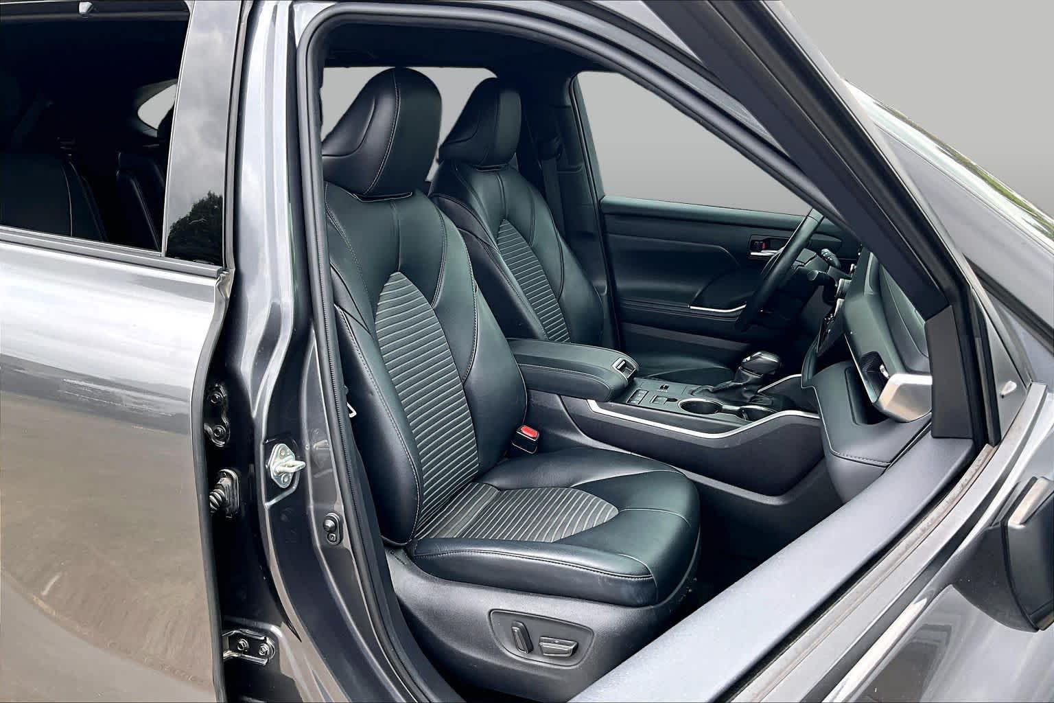 2021 Toyota Highlander XSE Magnetic Gray Metallic at Lone Star Chevrolet