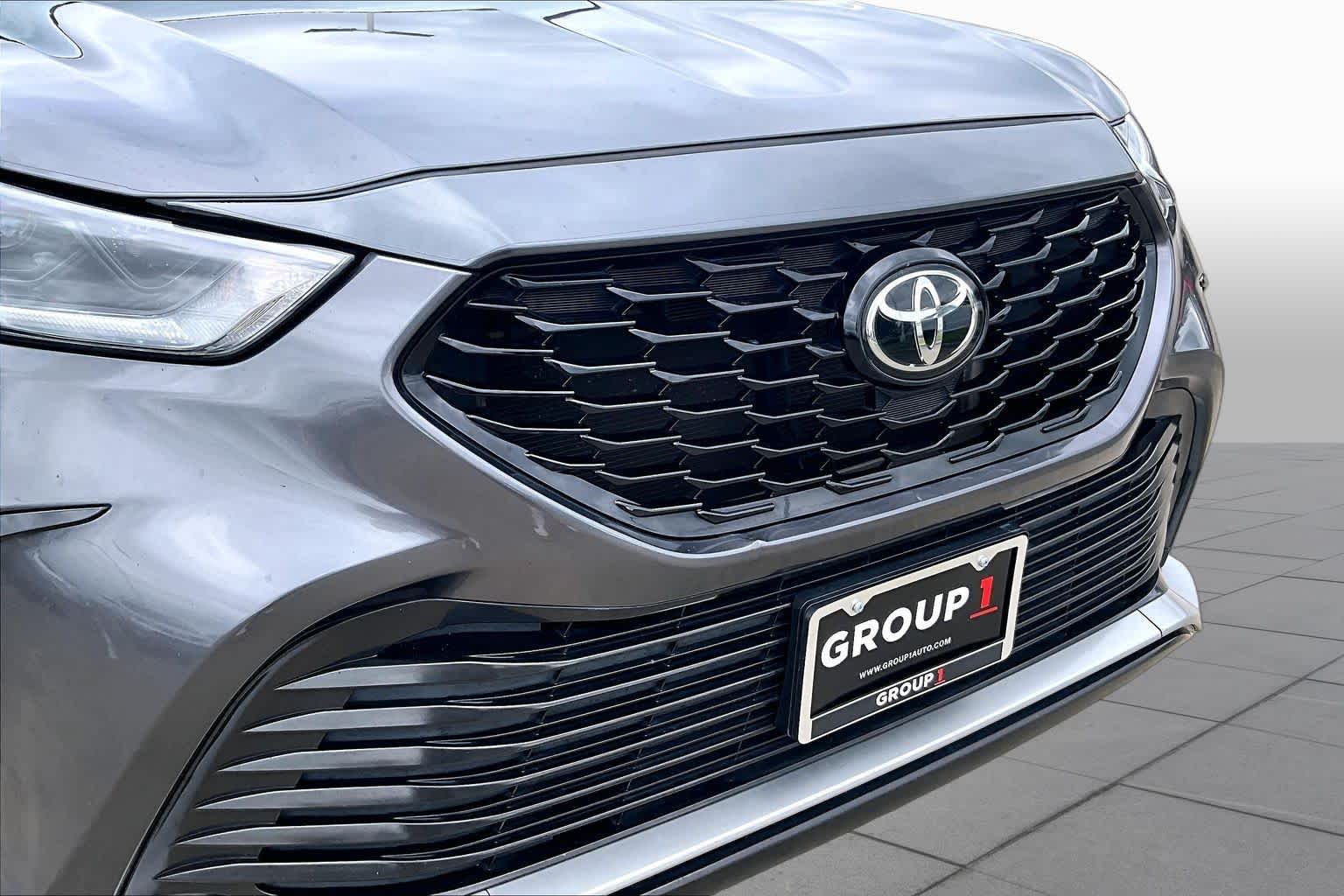 2021 Toyota Highlander XSE Magnetic Gray Metallic at Lone Star Chevrolet