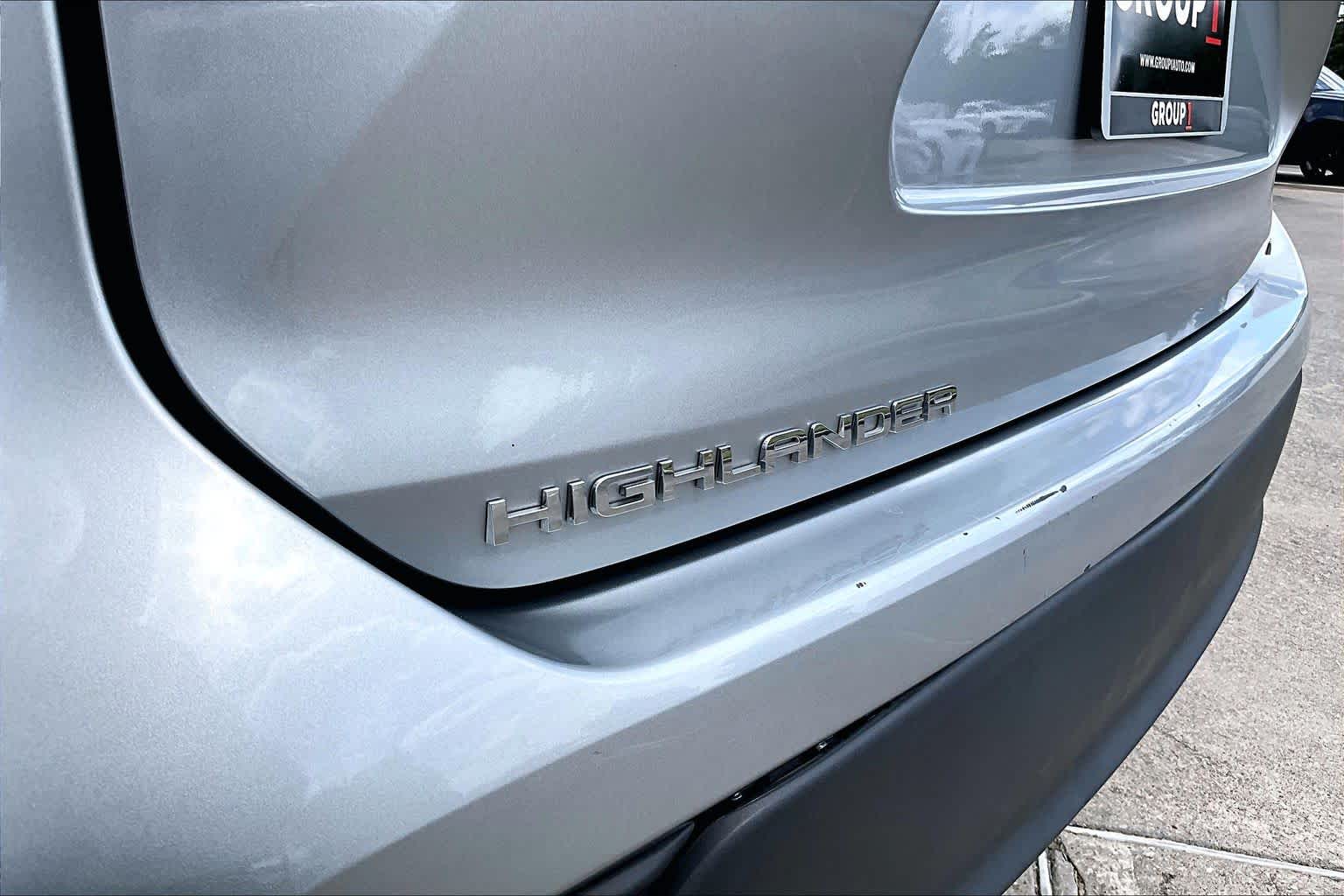 2025 Toyota Highlander XLE Celestial Silver Metallic at Team Toyota