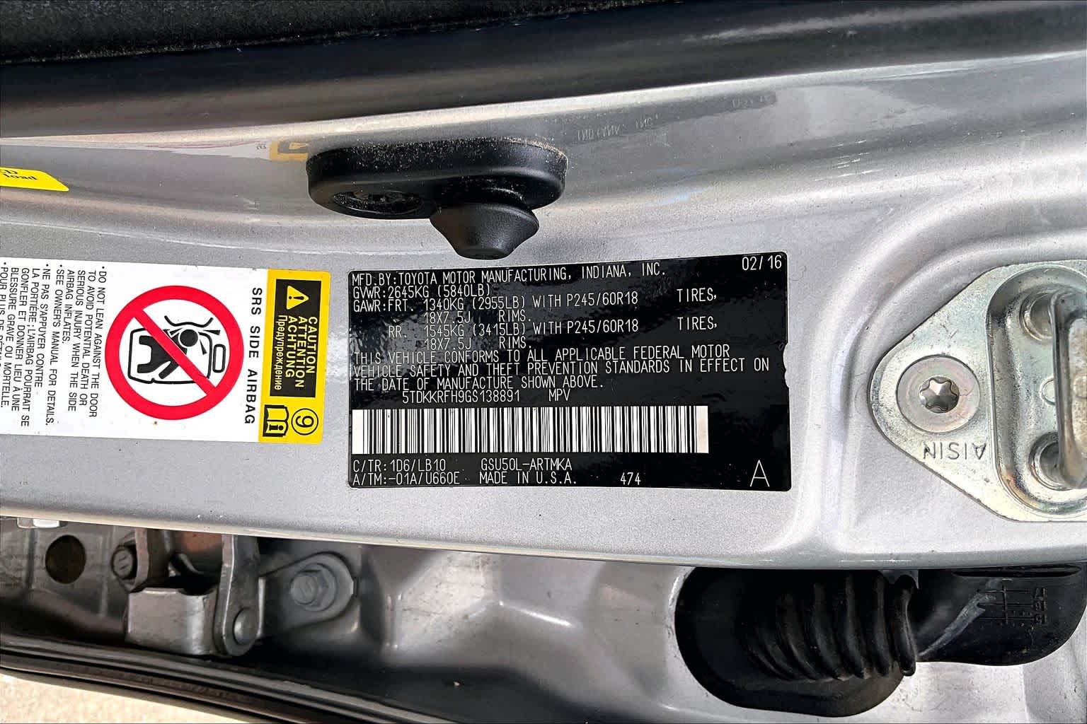 2016 Toyota Highlander XLE Silver Sky Metallic at AutoNation USA Katy
