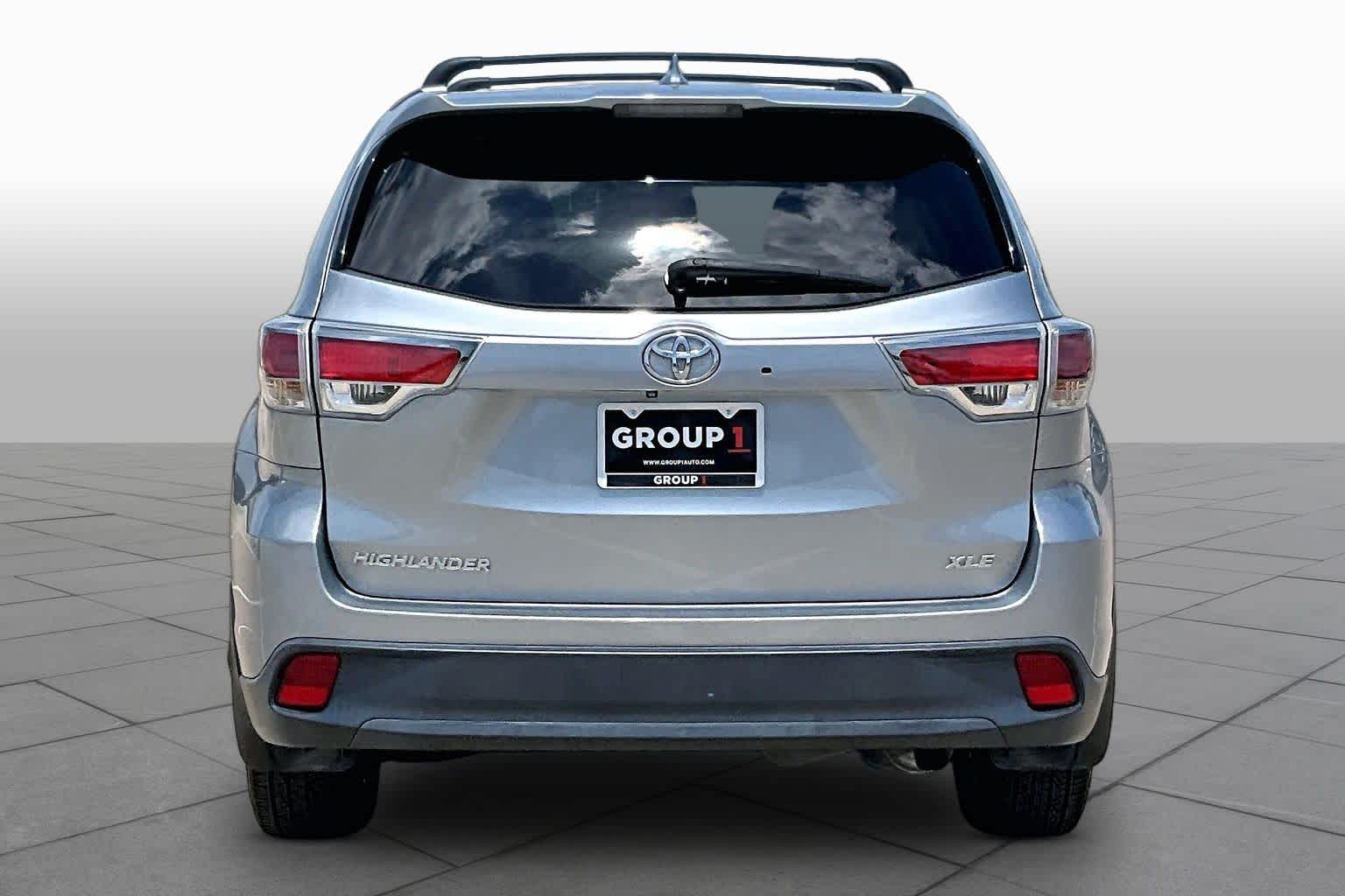 2015 Toyota Highlander XLE Silver Sky Metallic at Mac Haik Ford